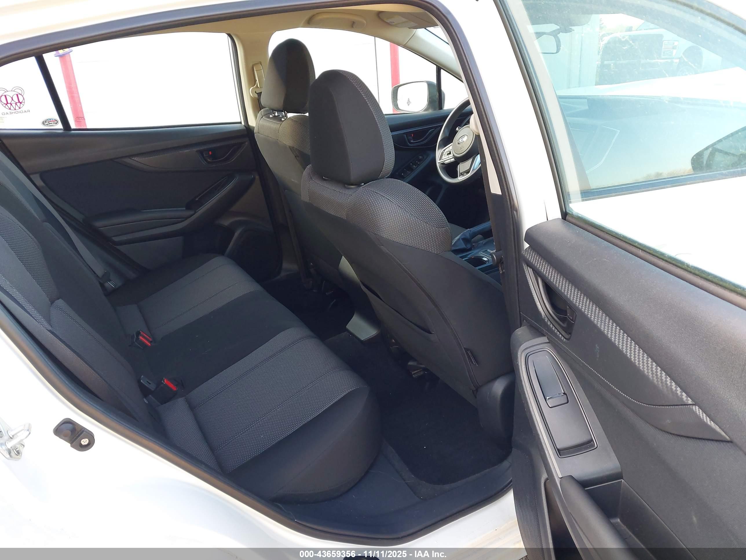 SUBARU IMPREZA image 8