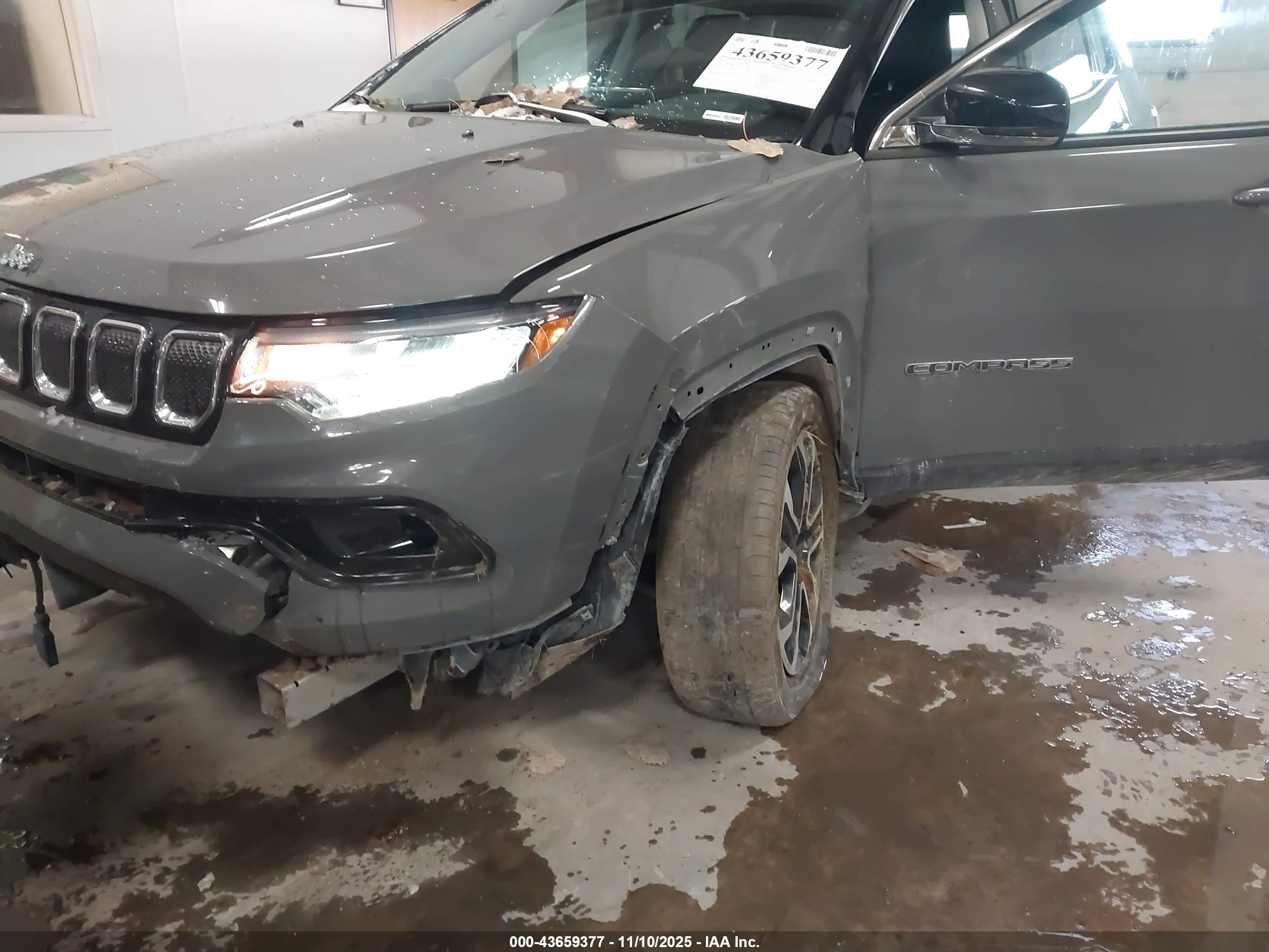 JEEP COMPASS image 6