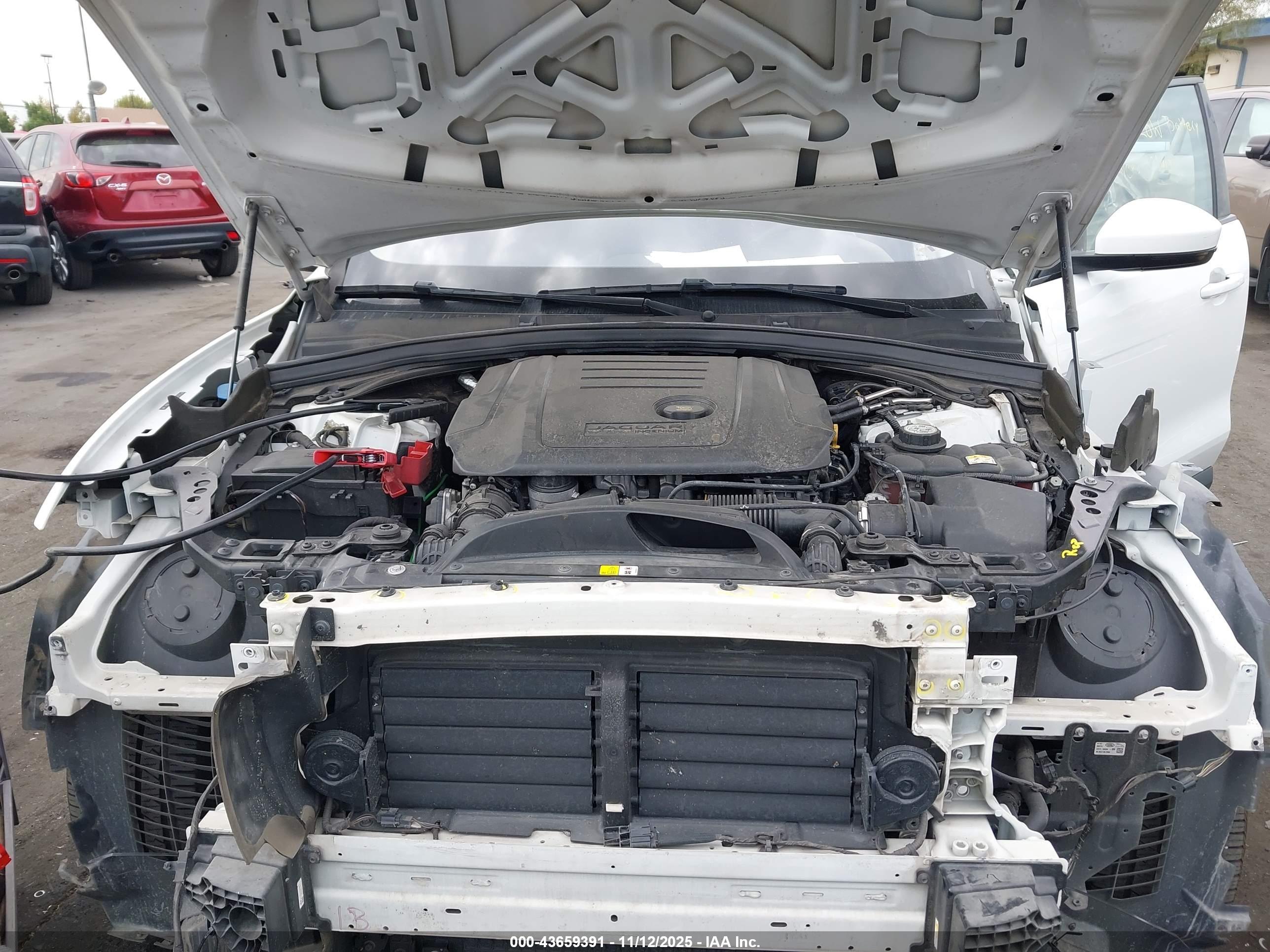 JAGUAR F-PACE image 10