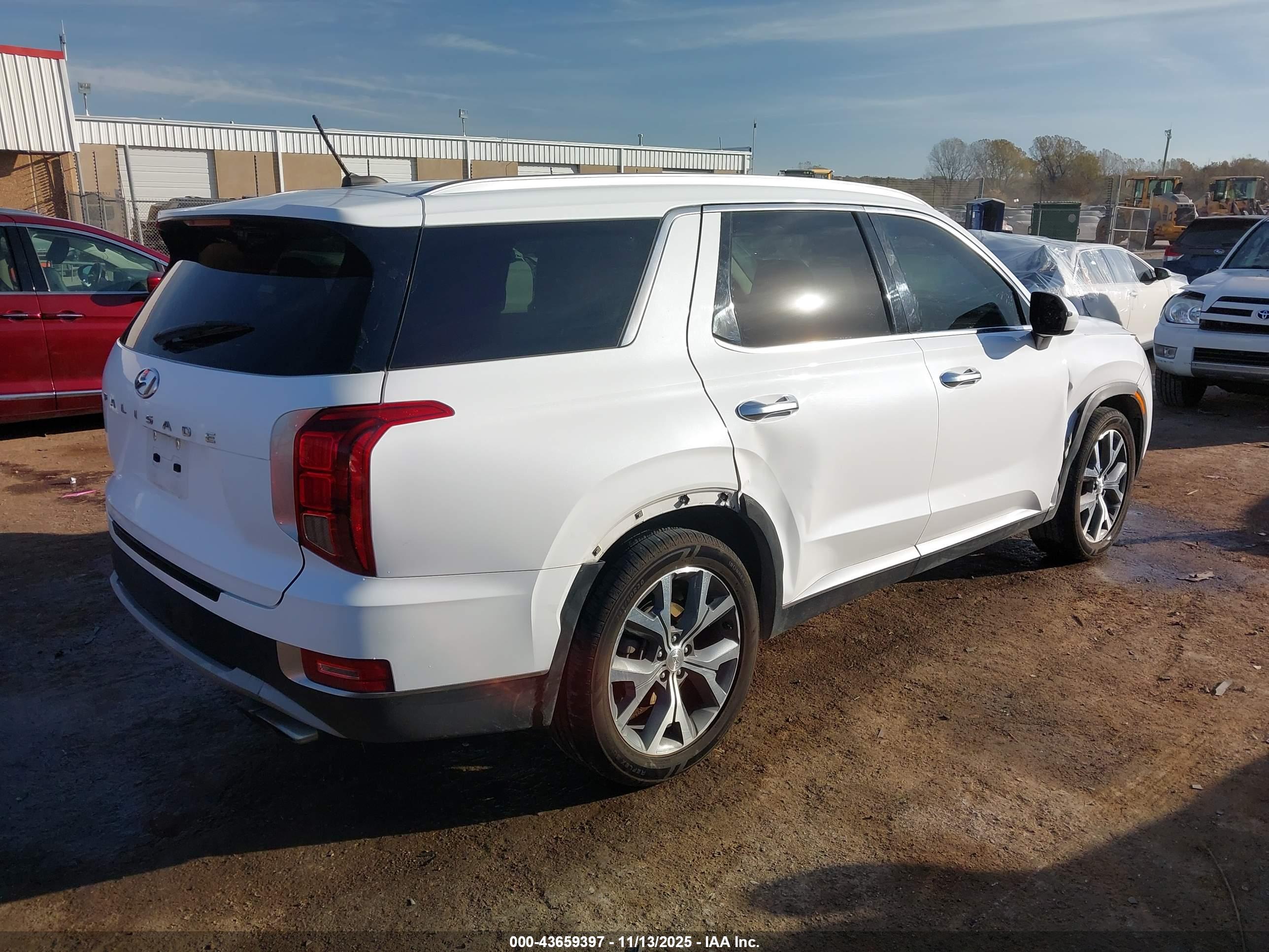 HYUNDAI PALISADE image 4