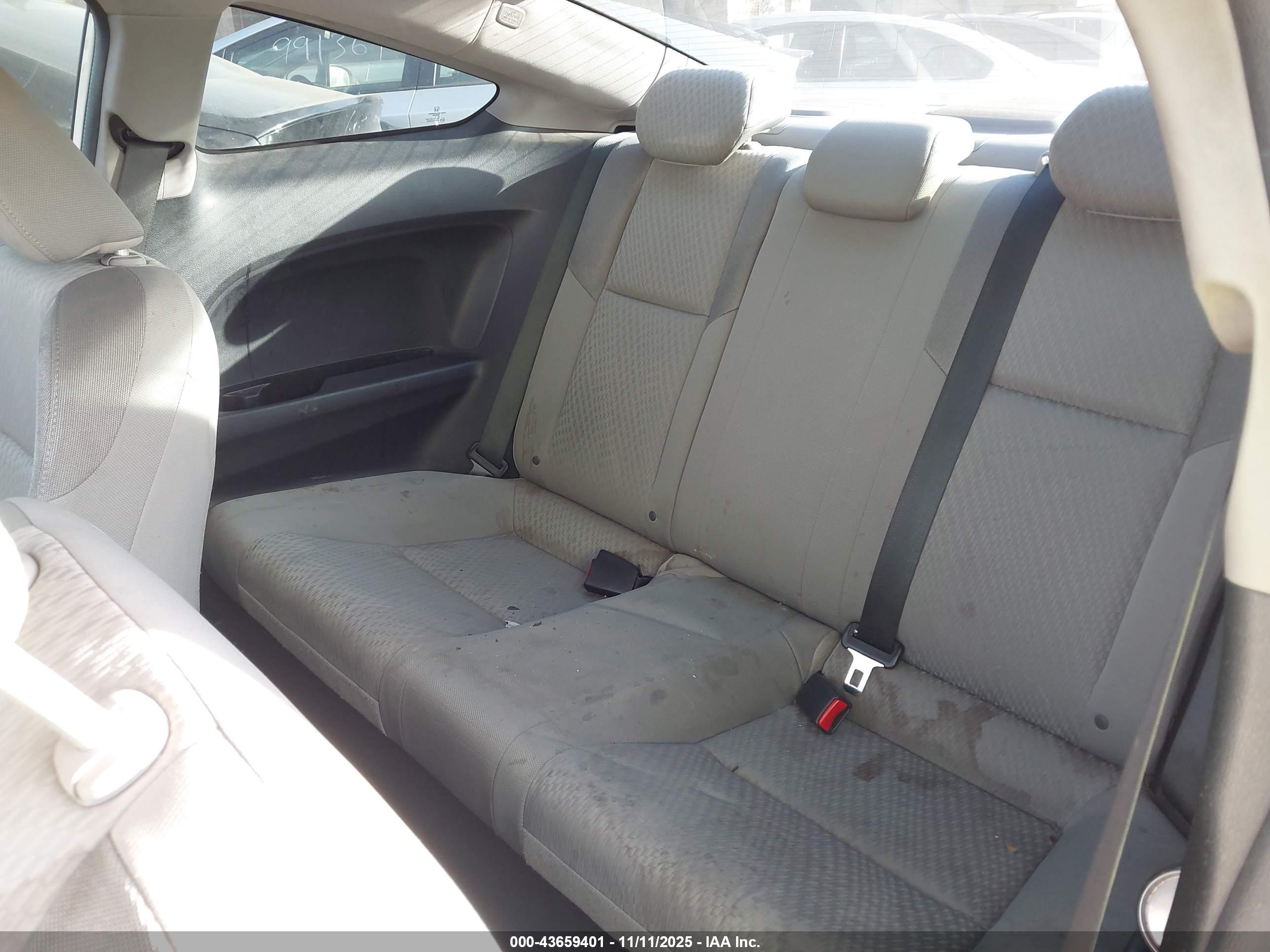 HONDA CIVIC image 8