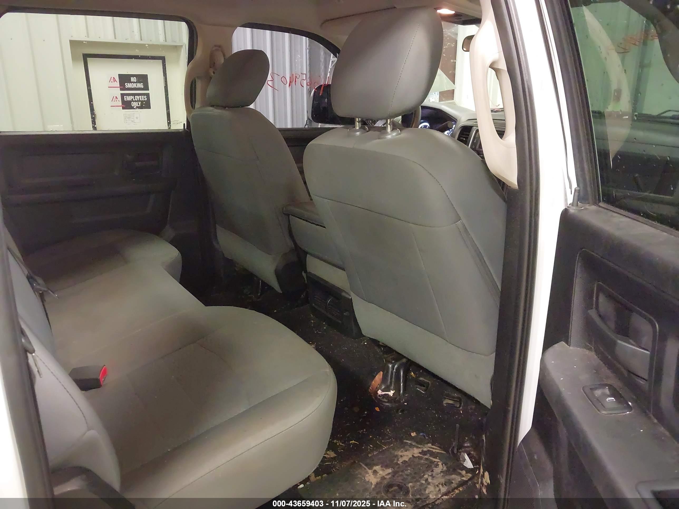 RAM 2500 image 8