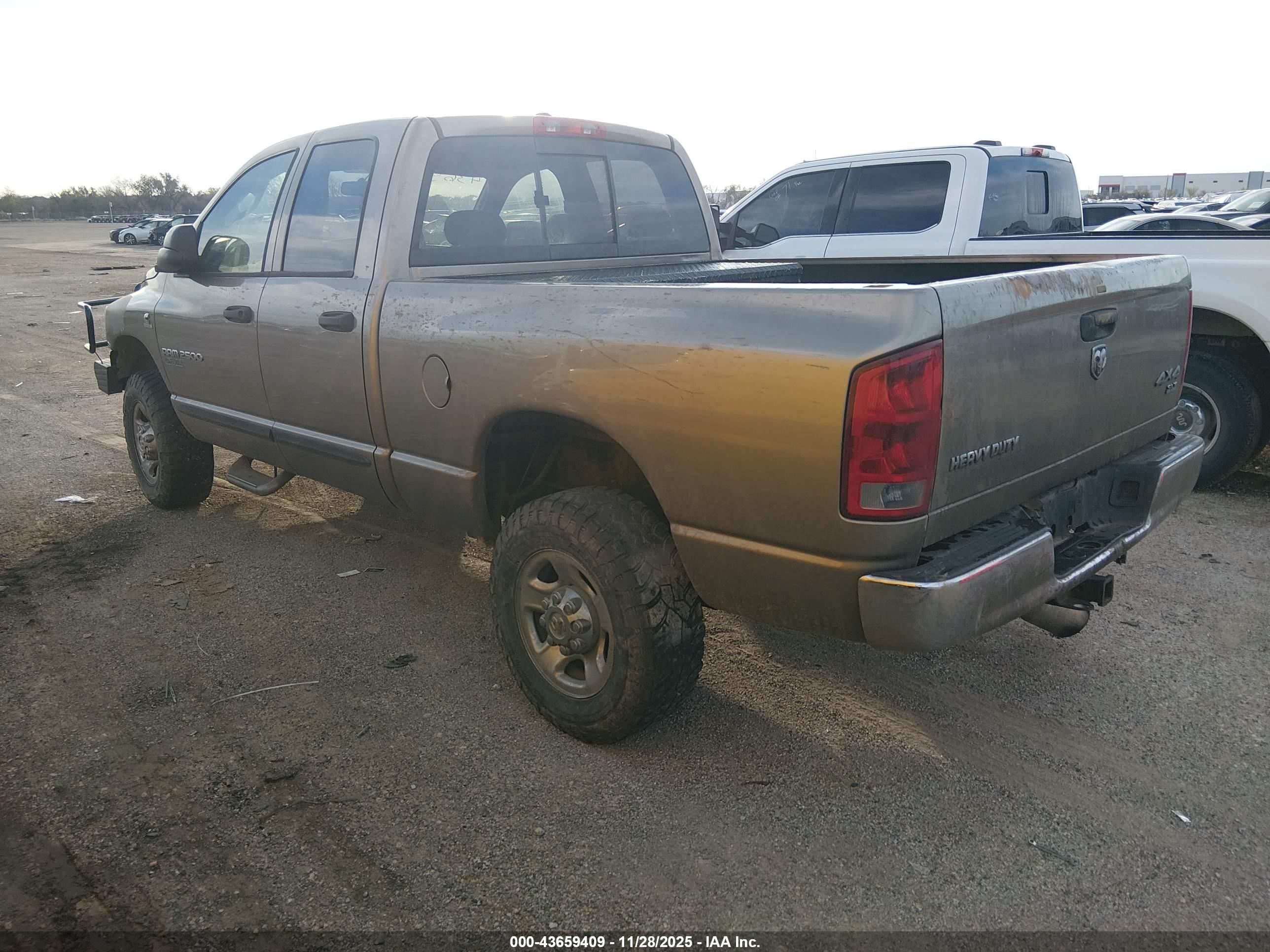 DODGE RAM image 3