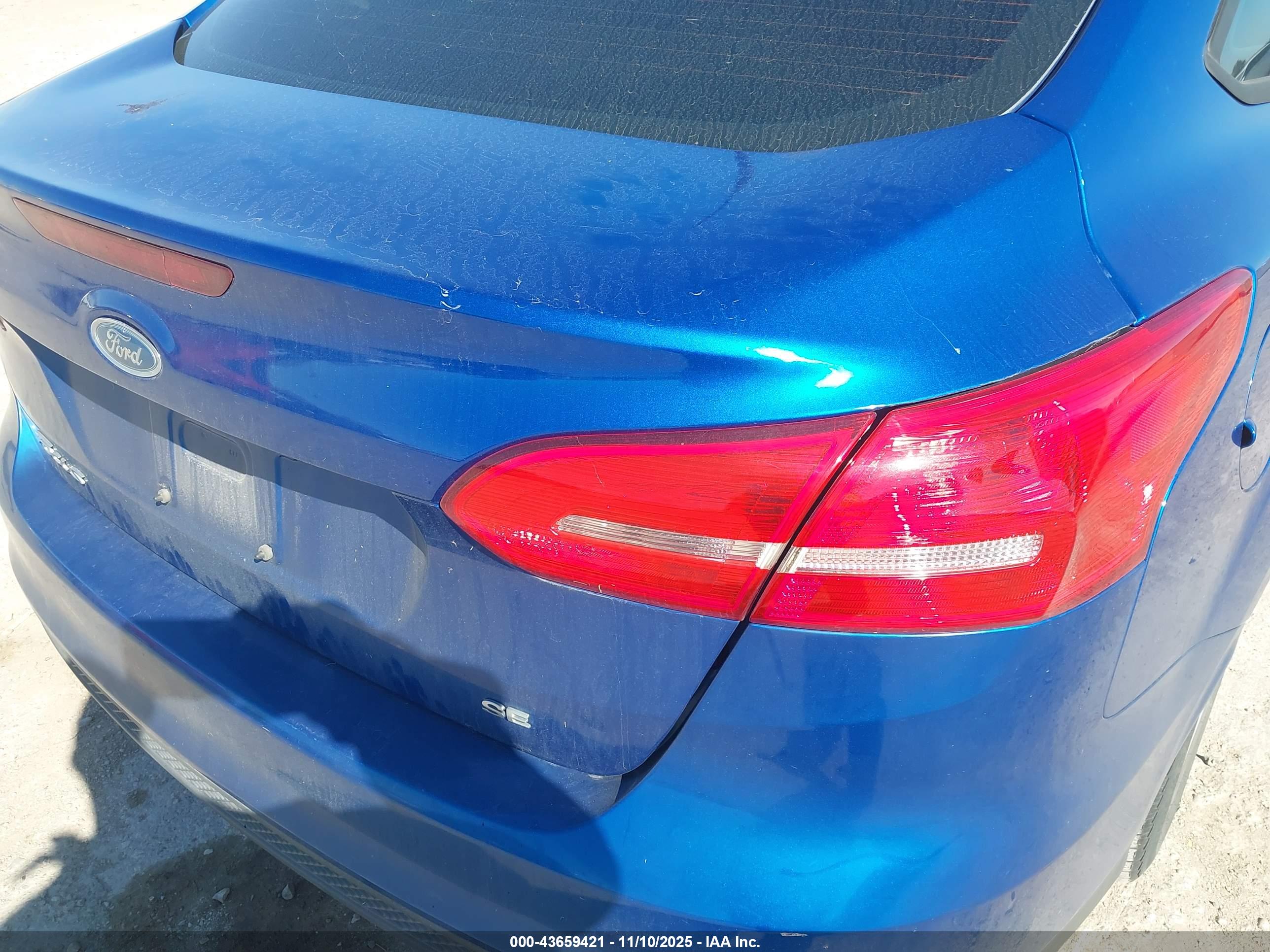 FORD FOCUS image 6