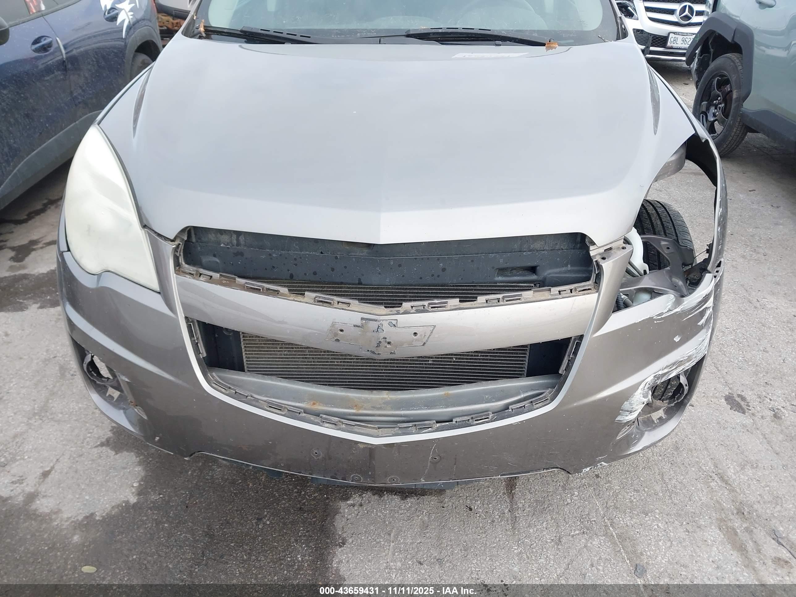 CHEVROLET EQUINOX image 6