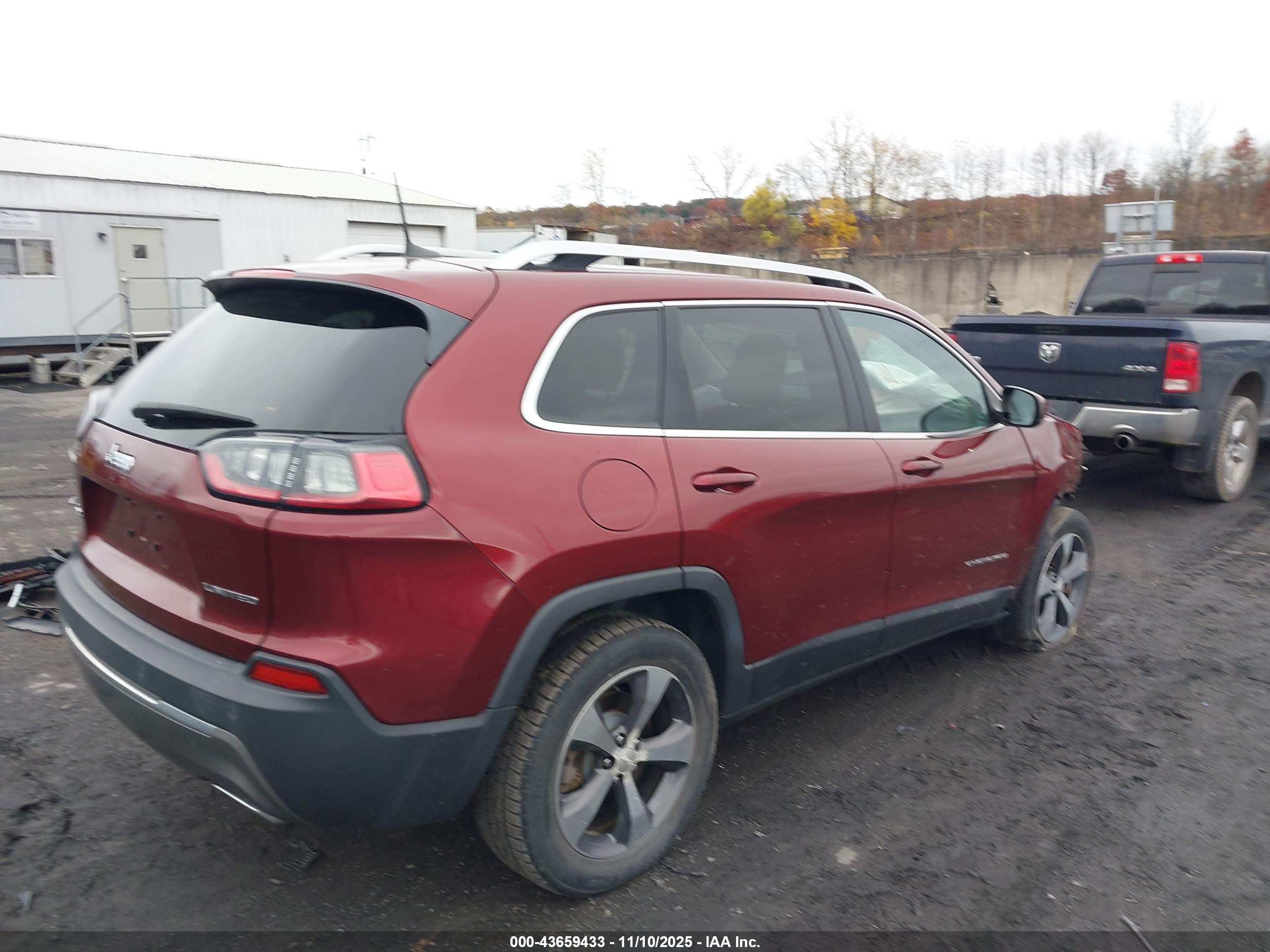 JEEP CHEROKEE image 4