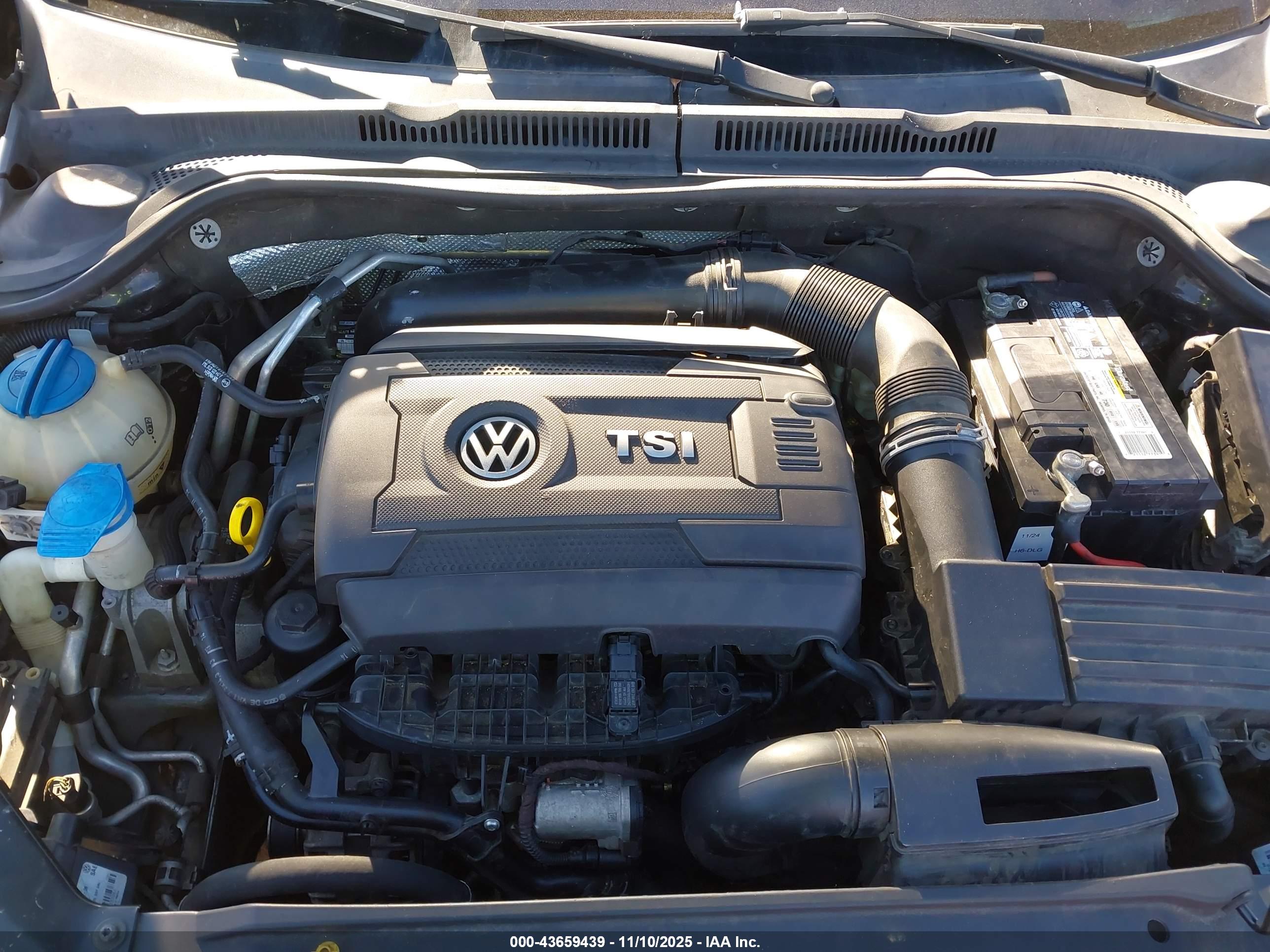 VOLKSWAGEN JETTA image 10