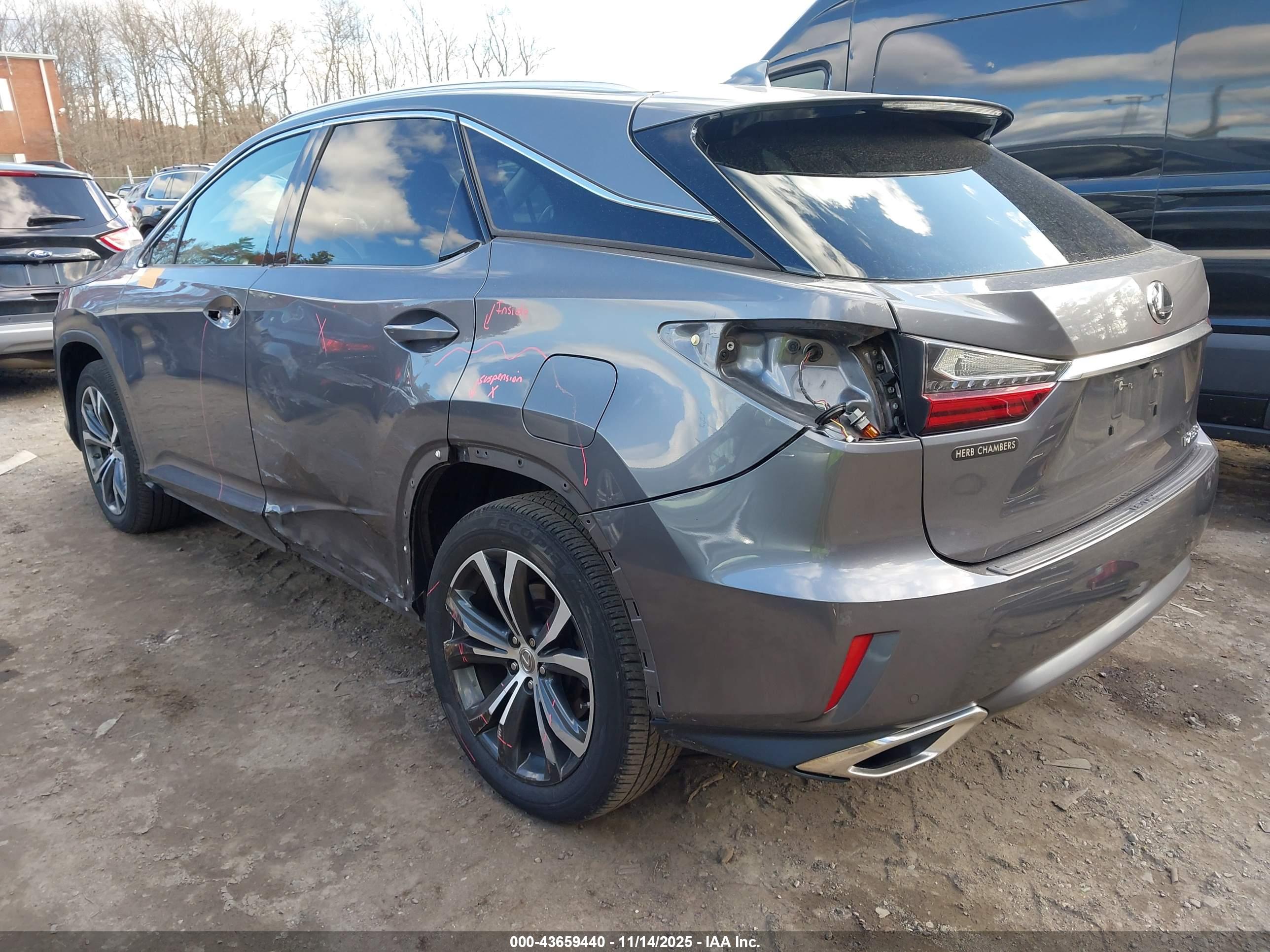 LEXUS RX image 3