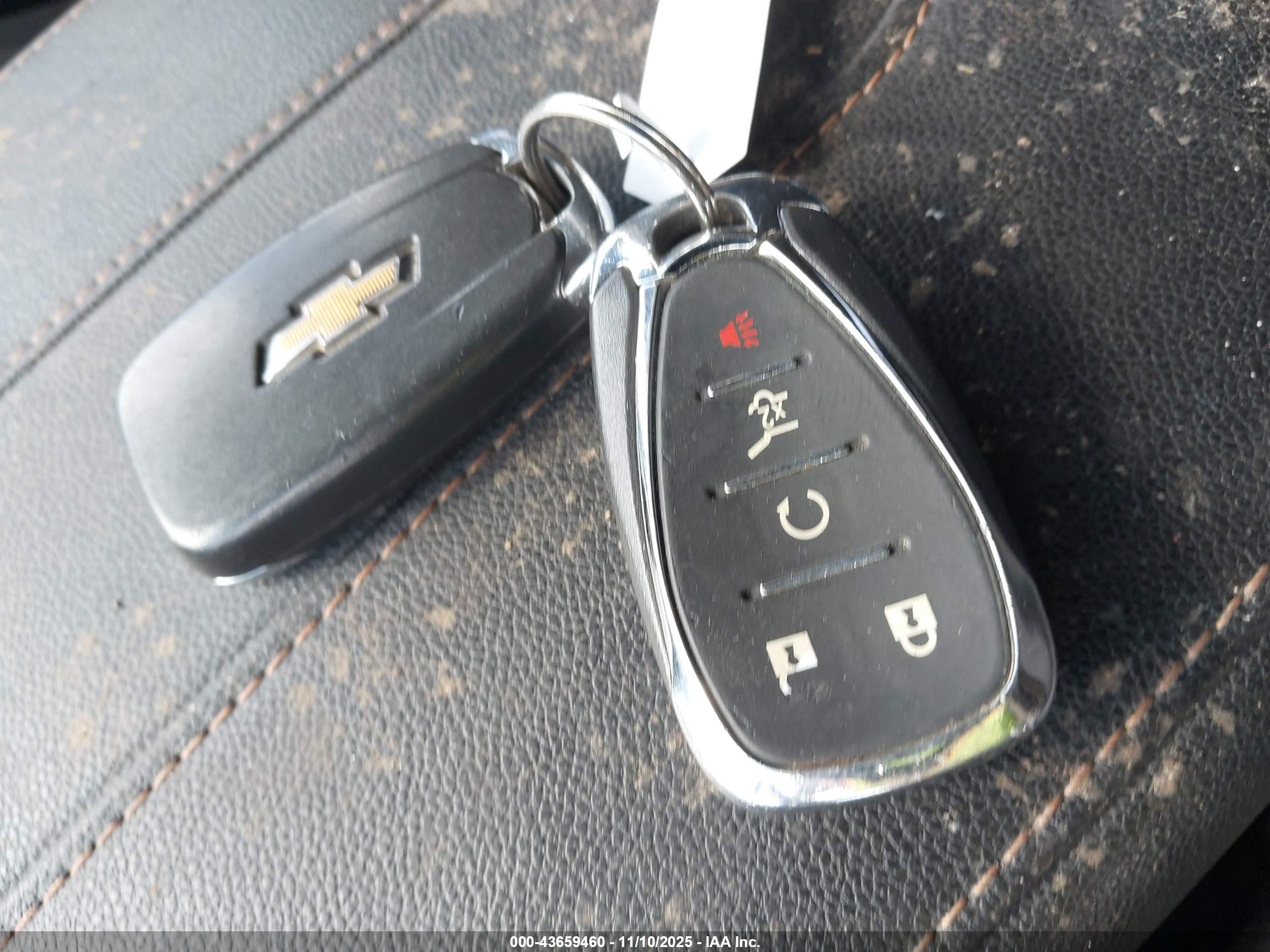 CHEVROLET TRAVERSE image 11