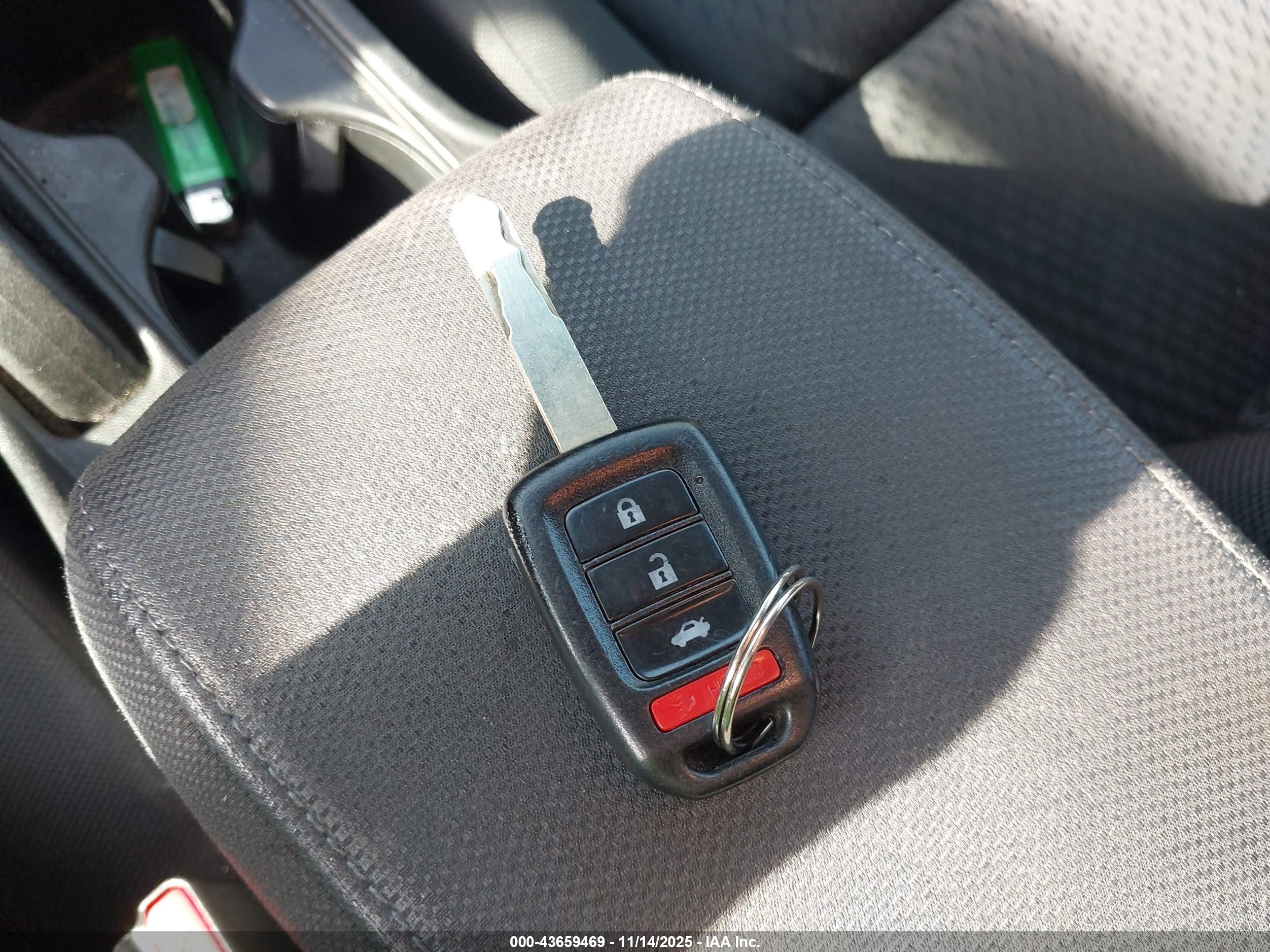 HONDA CIVIC image 11