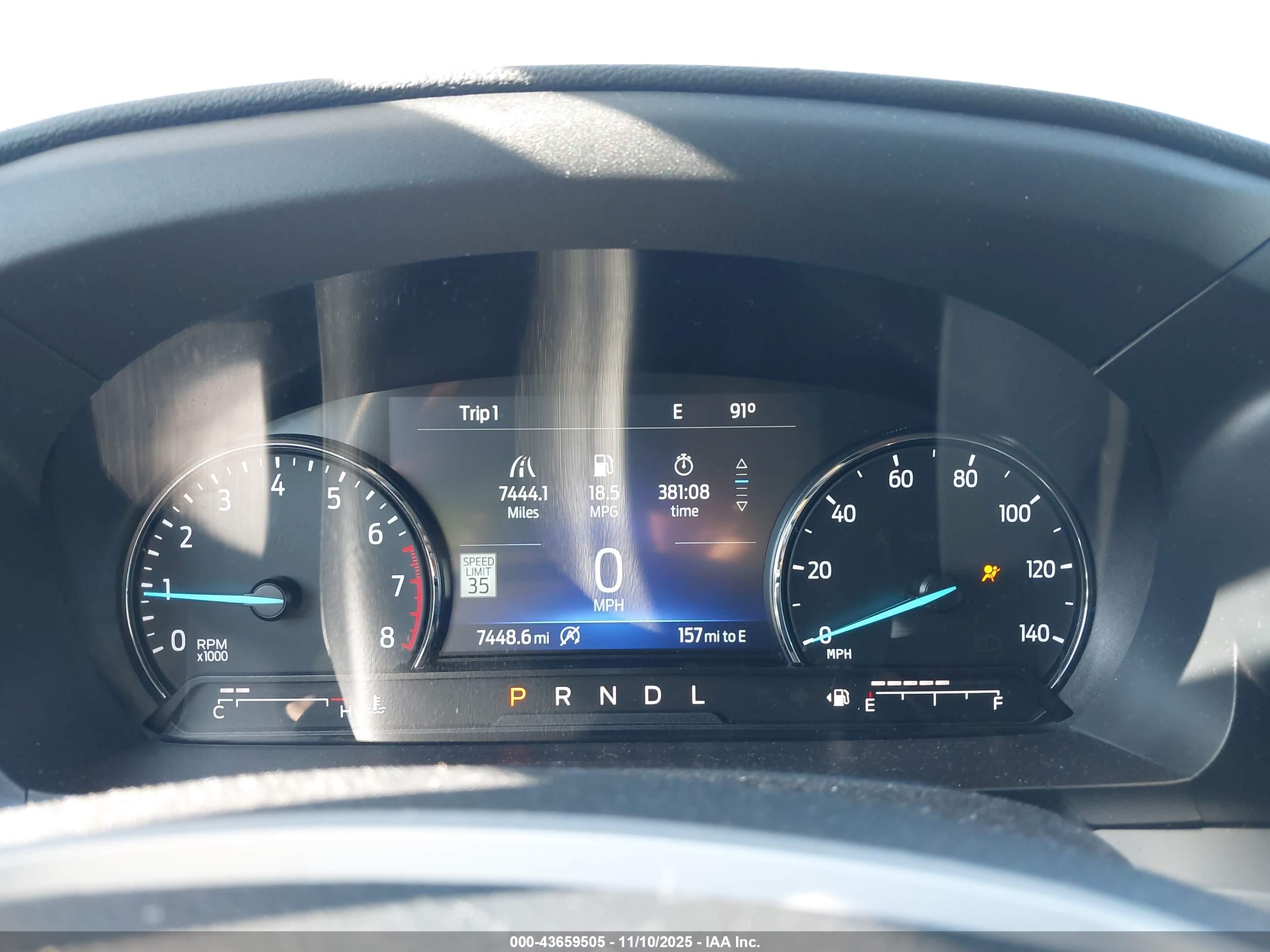 FORD EXPLORER image 7