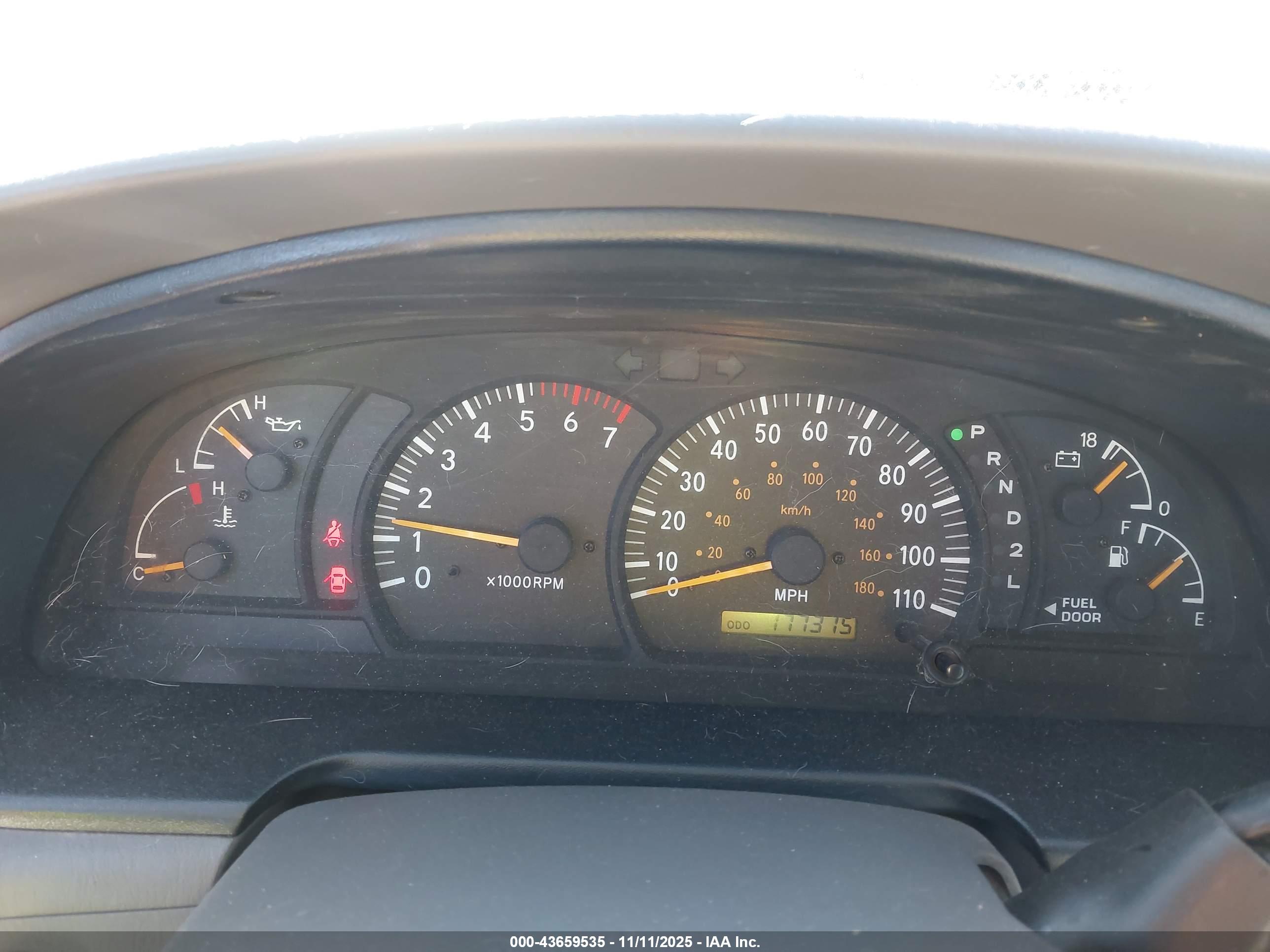 TOYOTA TUNDRA image 7