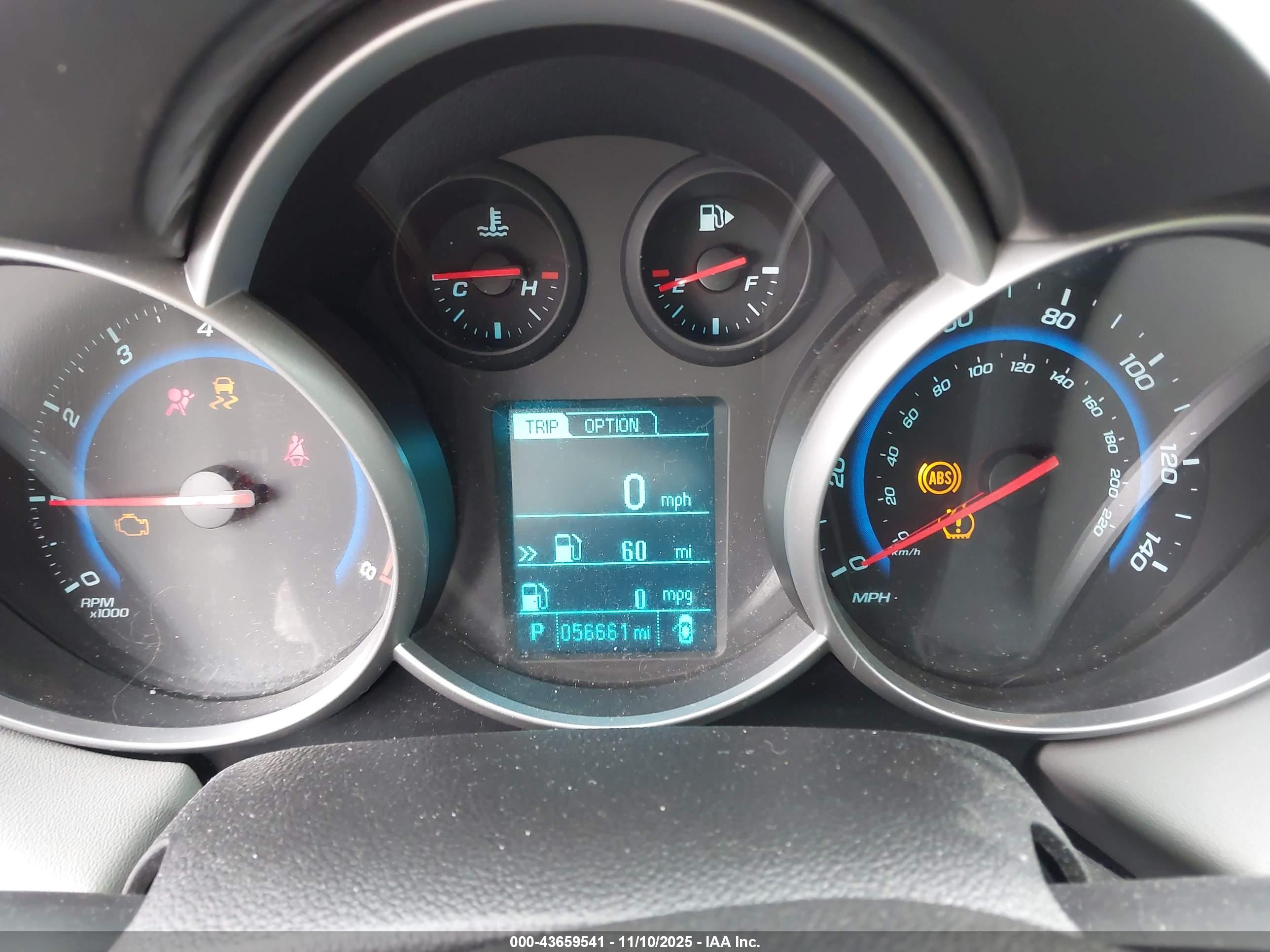 CHEVROLET CRUZE image 7