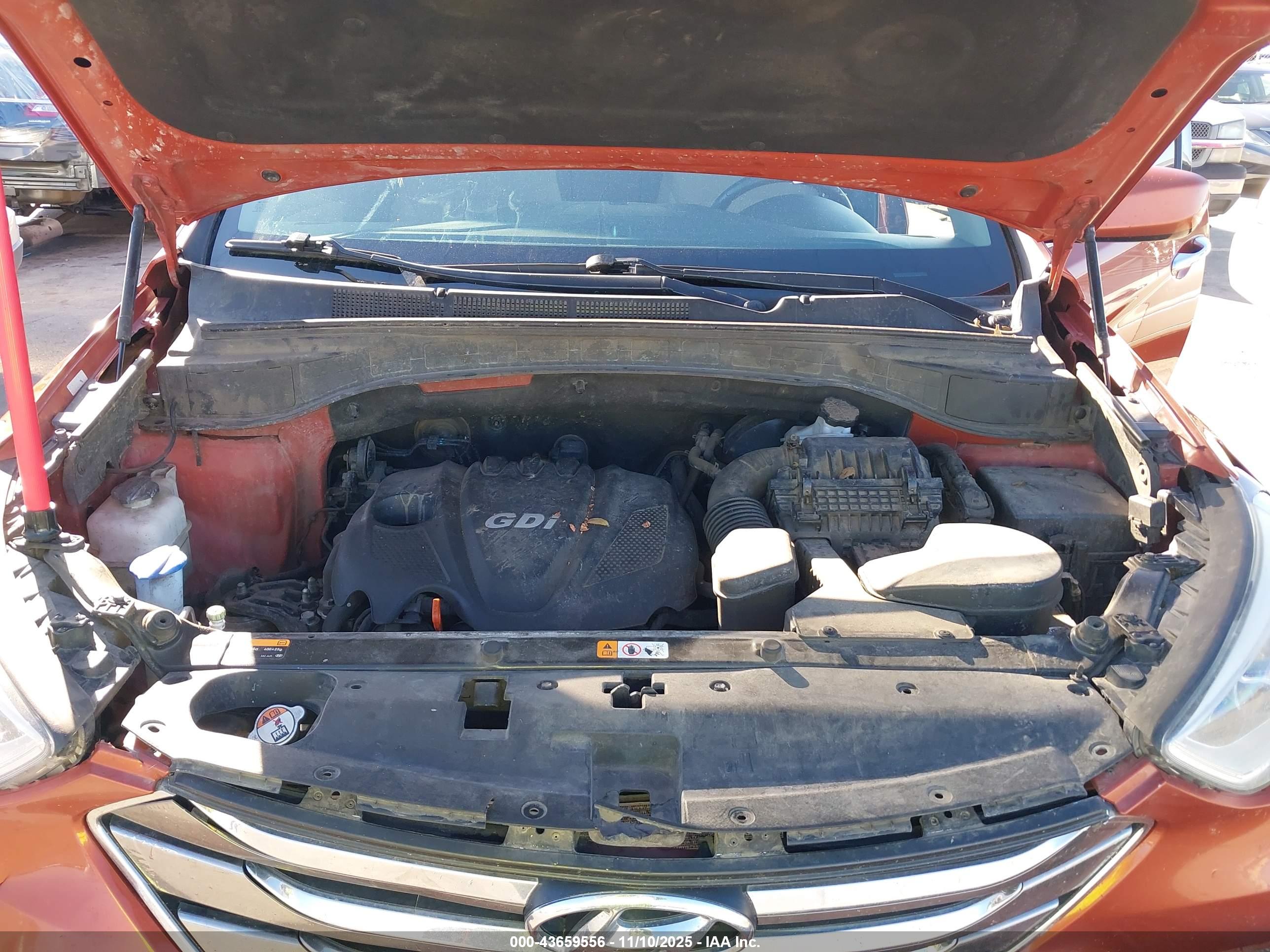 HYUNDAI SANTA image 10