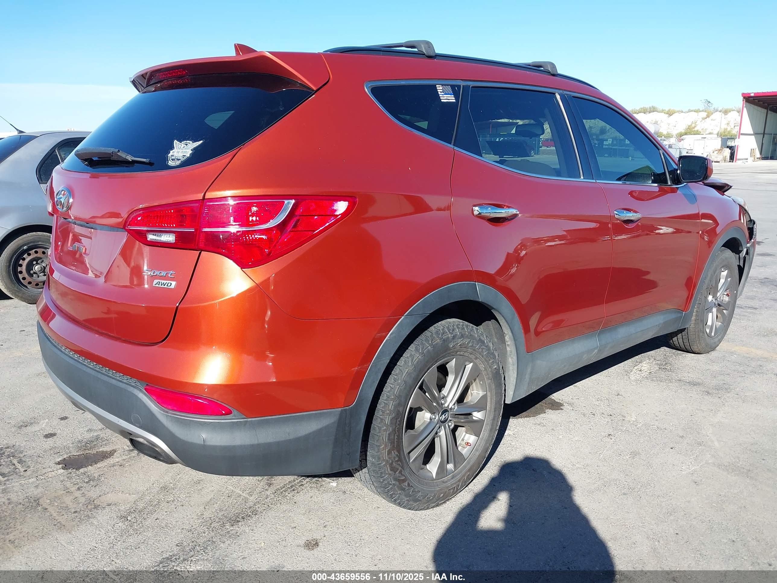 HYUNDAI SANTA image 4