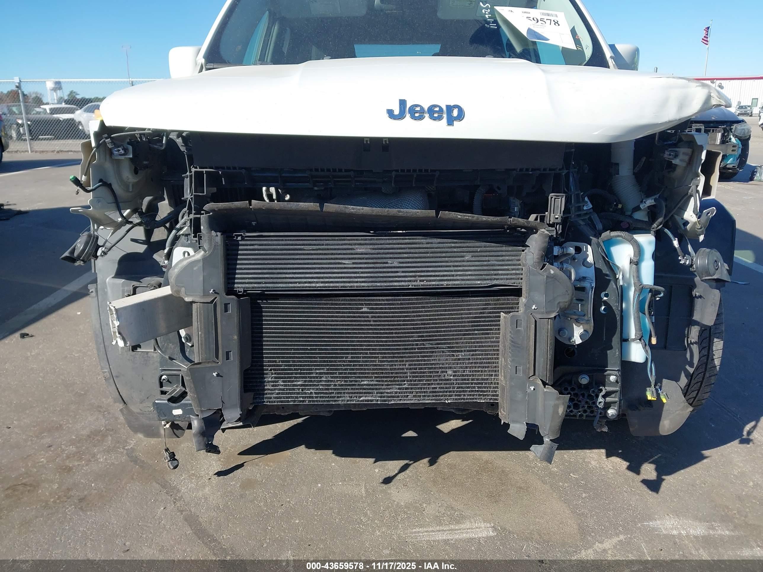 JEEP RENEGADE image 6