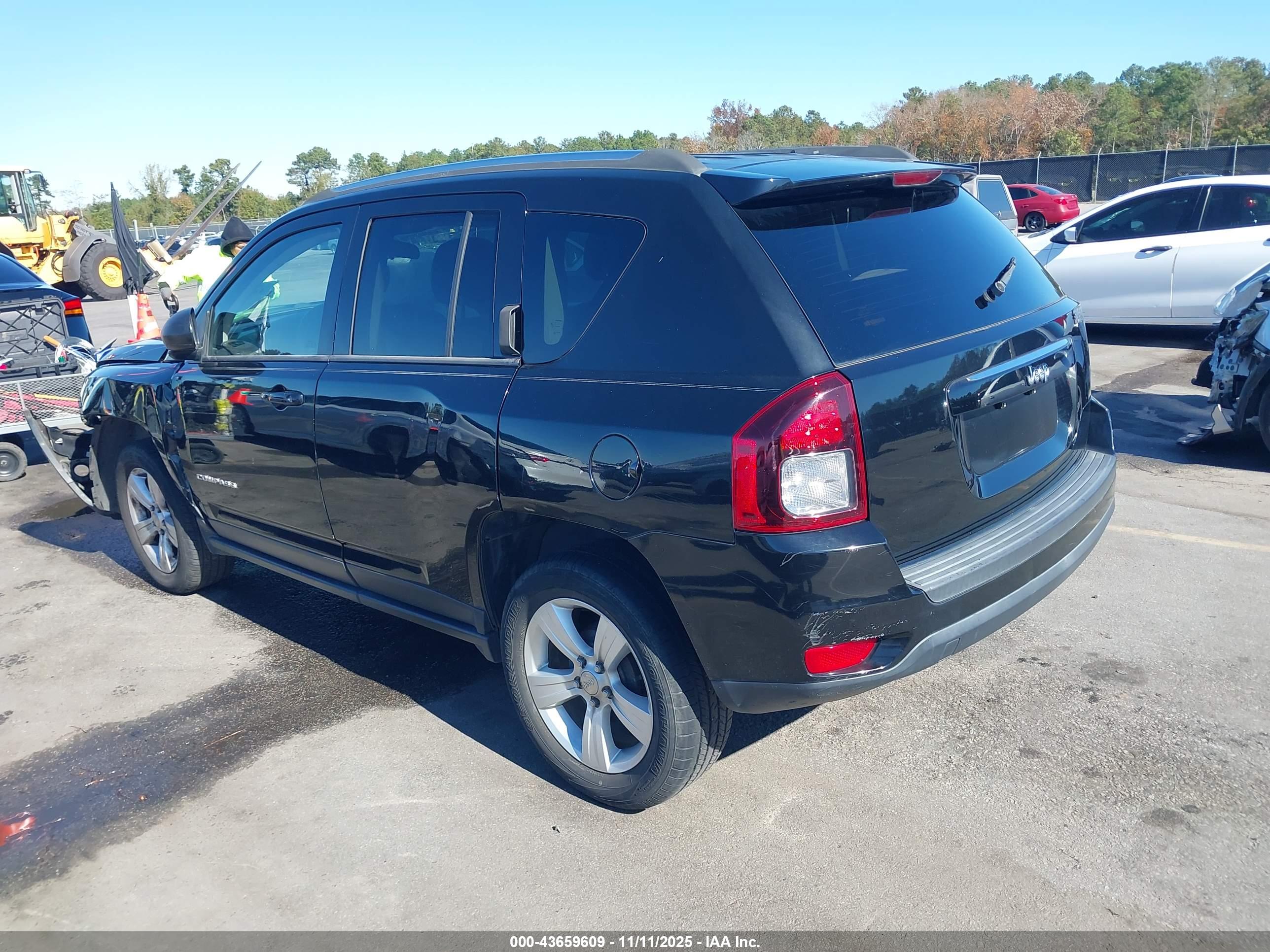 JEEP COMPASS image 3