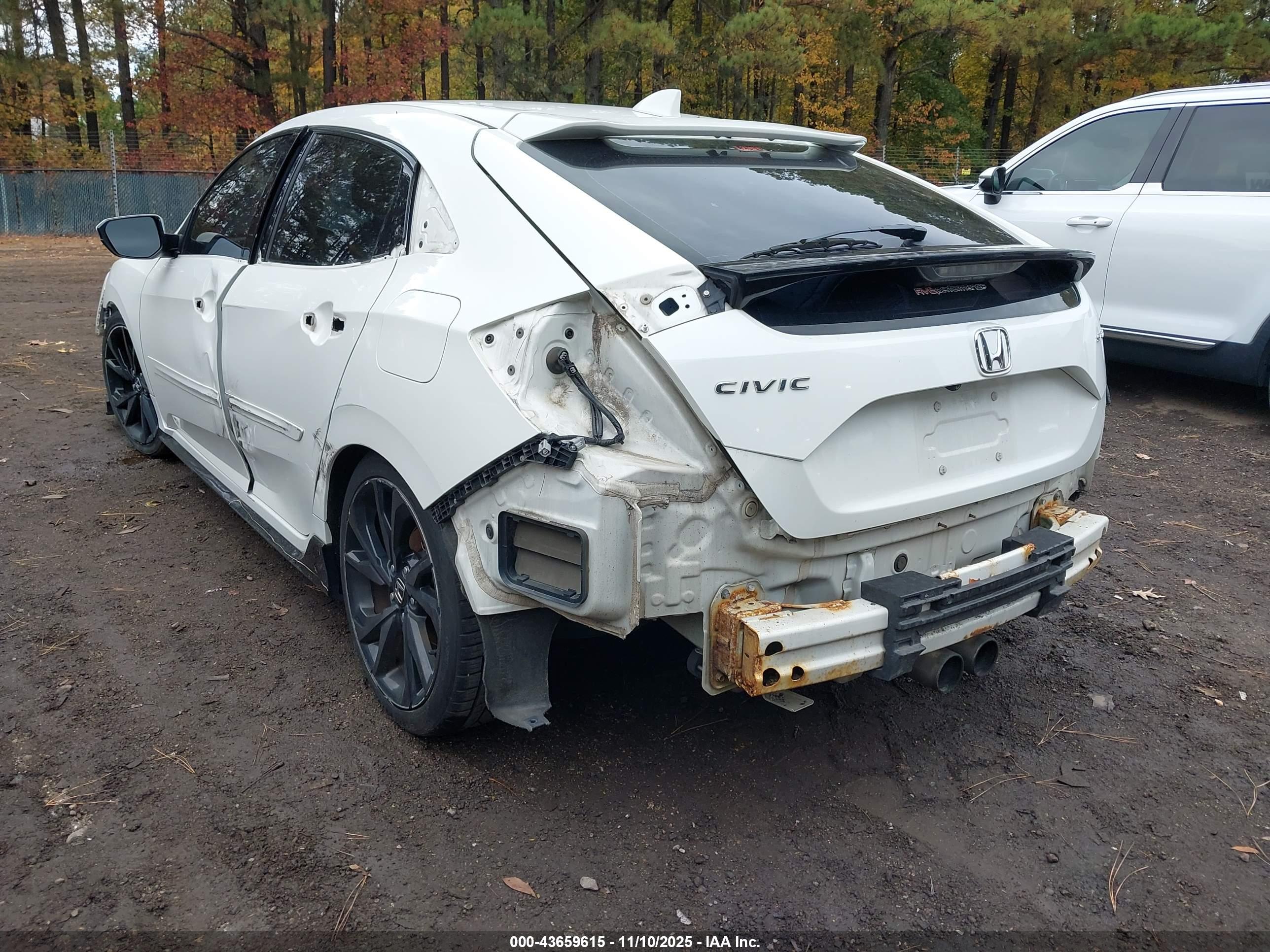 HONDA CIVIC image 3