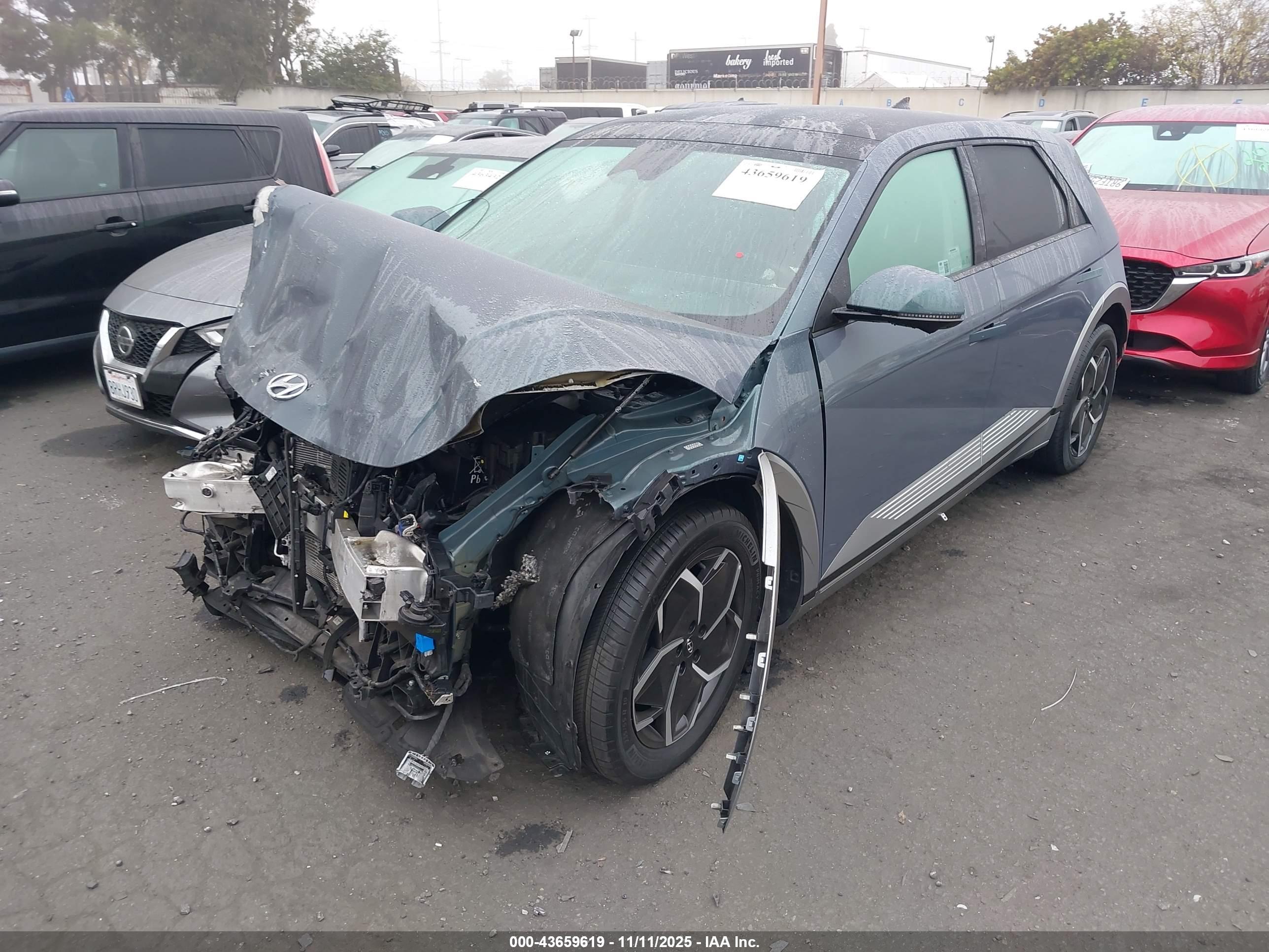 HYUNDAI IONIQ image 2