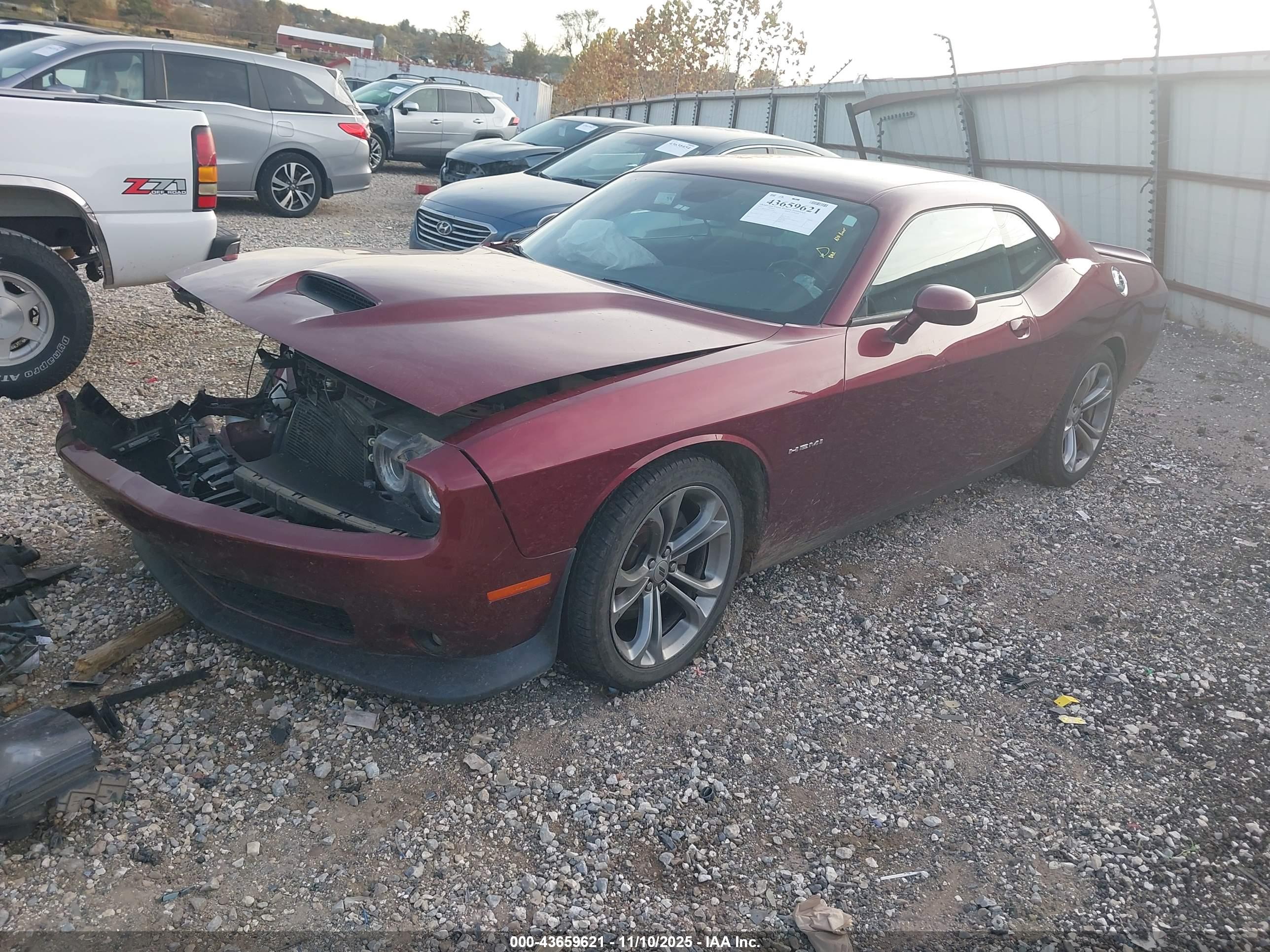 DODGE CHALLENGER image 2