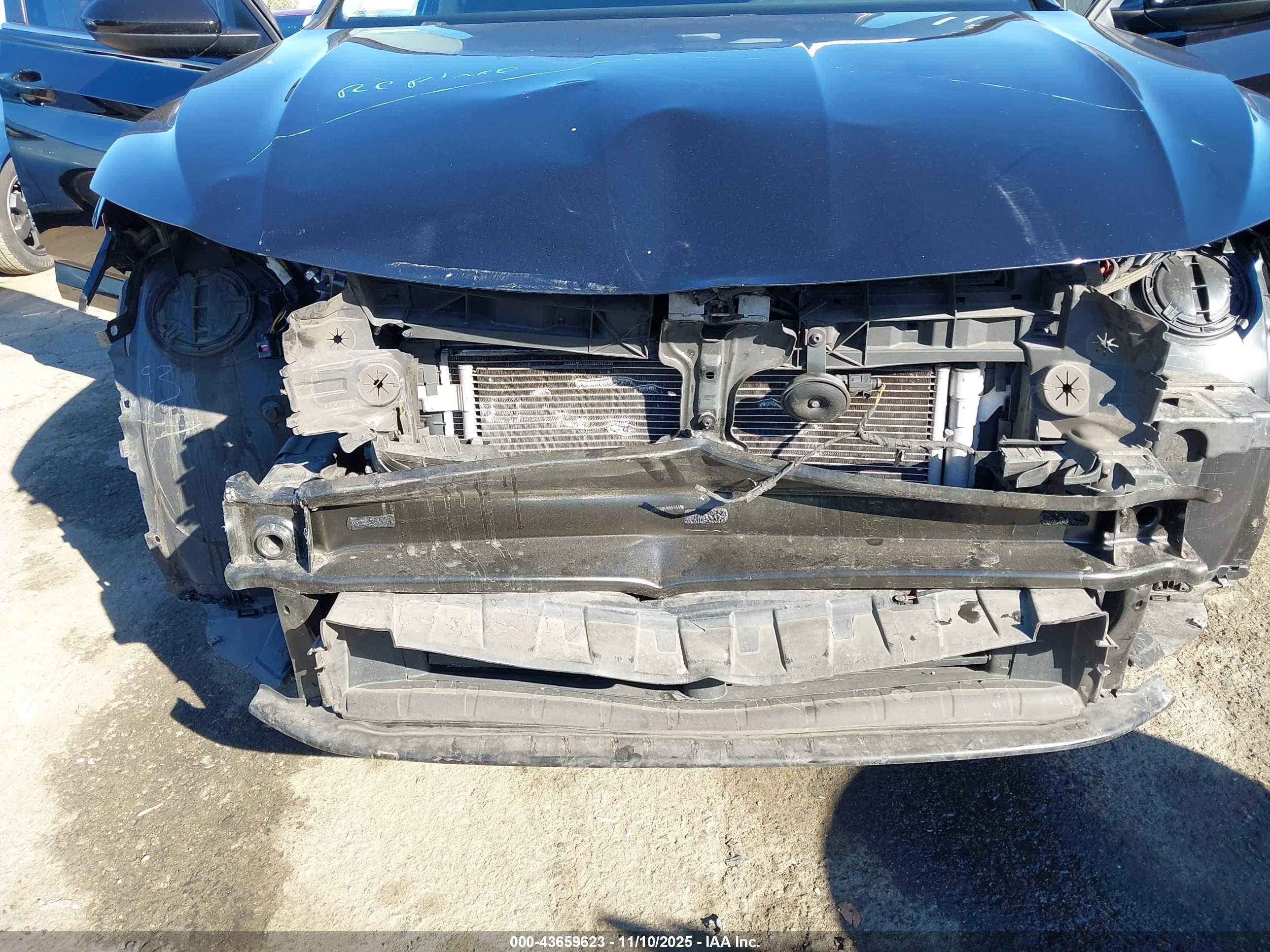 VOLKSWAGEN JETTA image 6