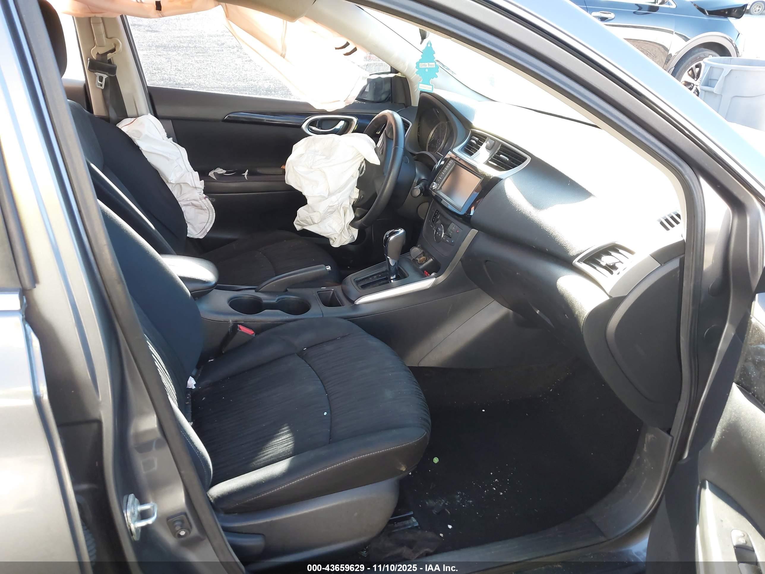 NISSAN SENTRA image 5