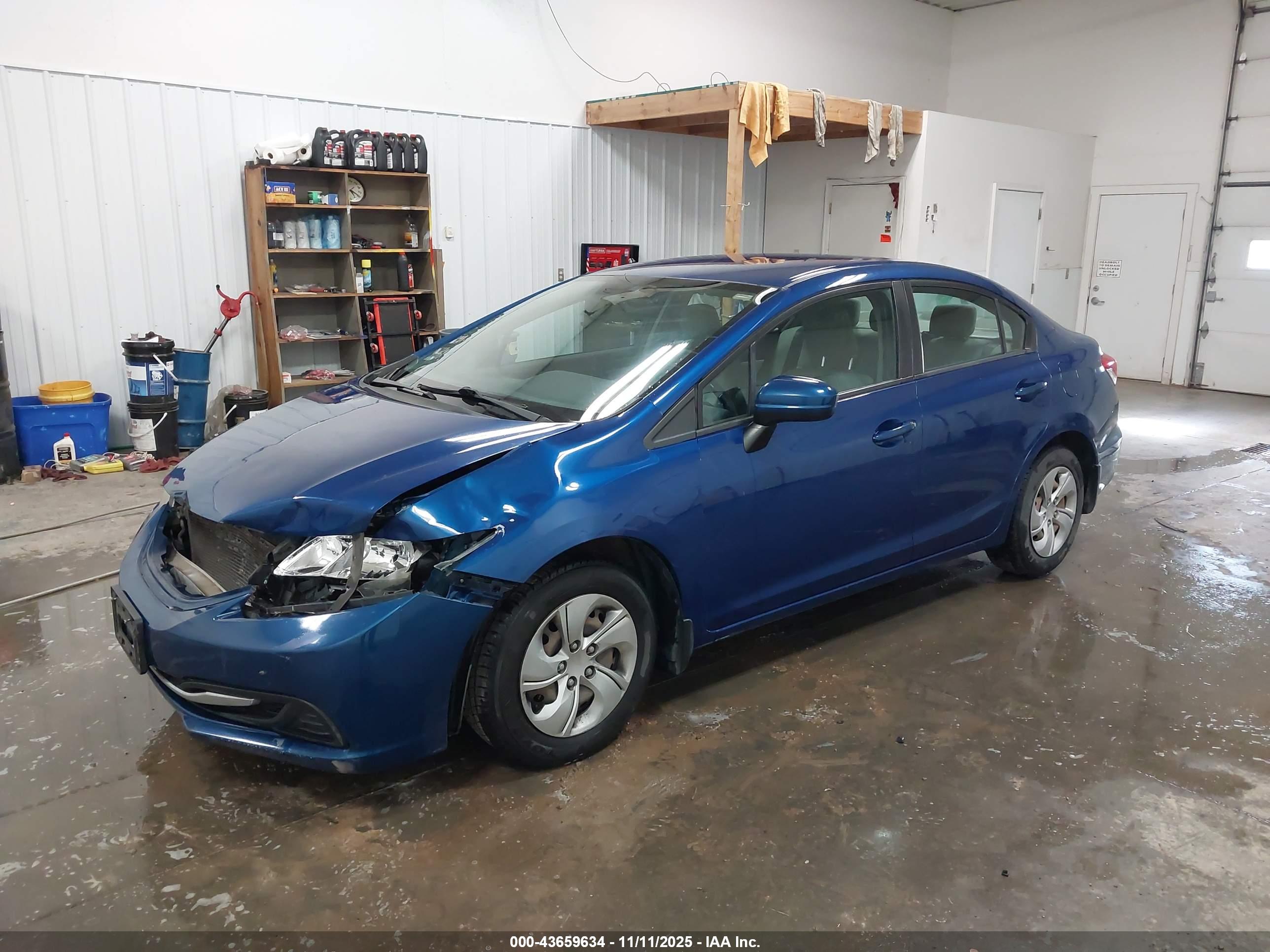 HONDA CIVIC image 2