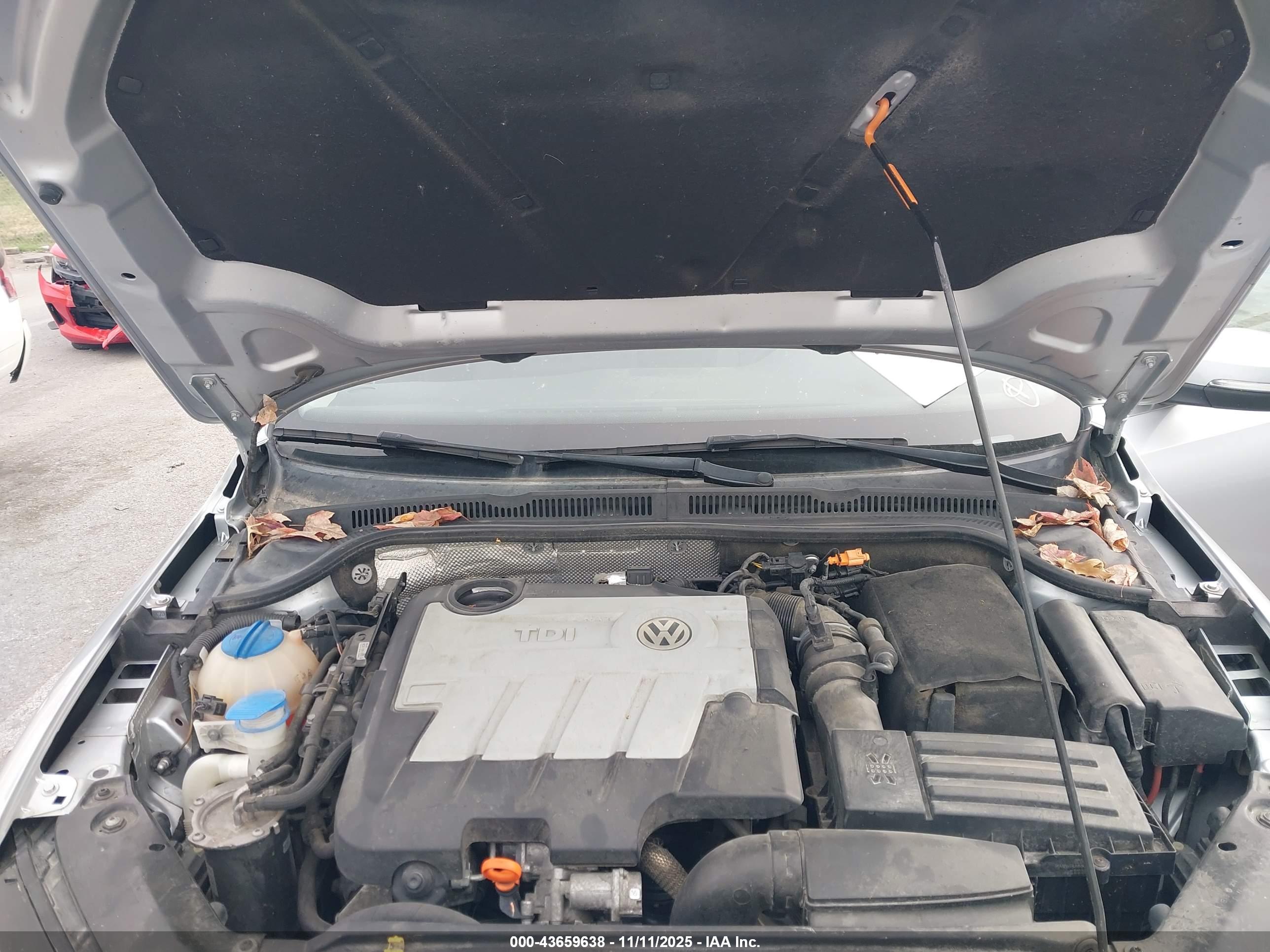 VOLKSWAGEN JETTA image 10