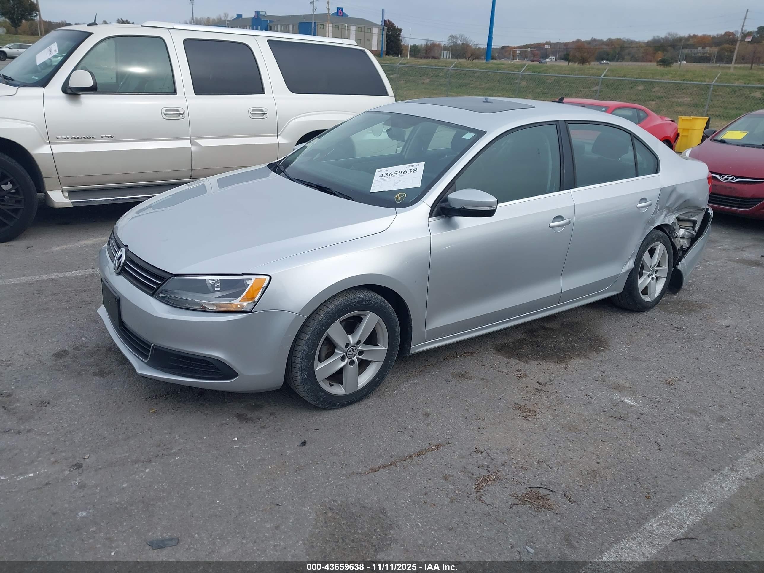 VOLKSWAGEN JETTA image 2