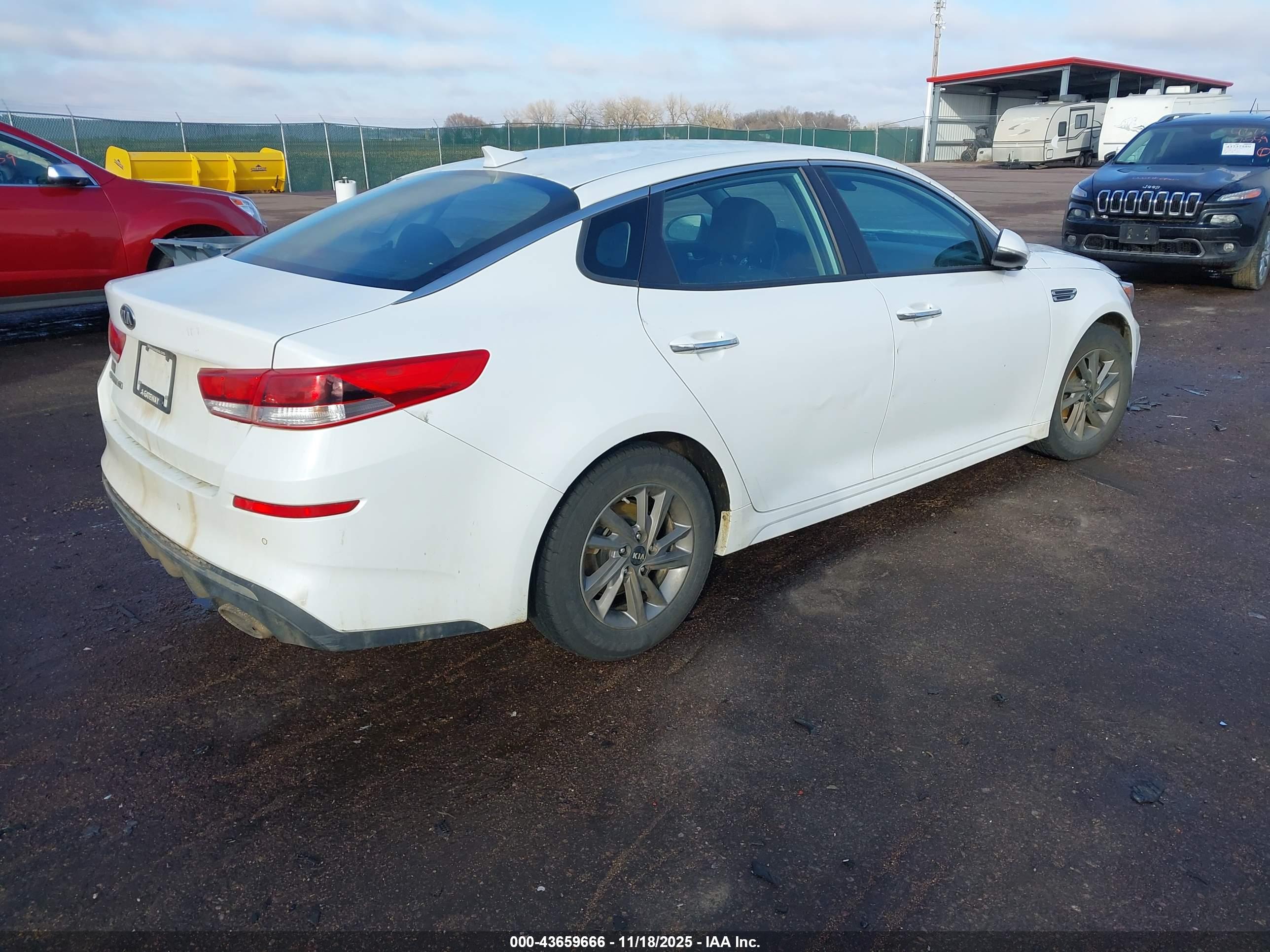 KIA OPTIMA image 4