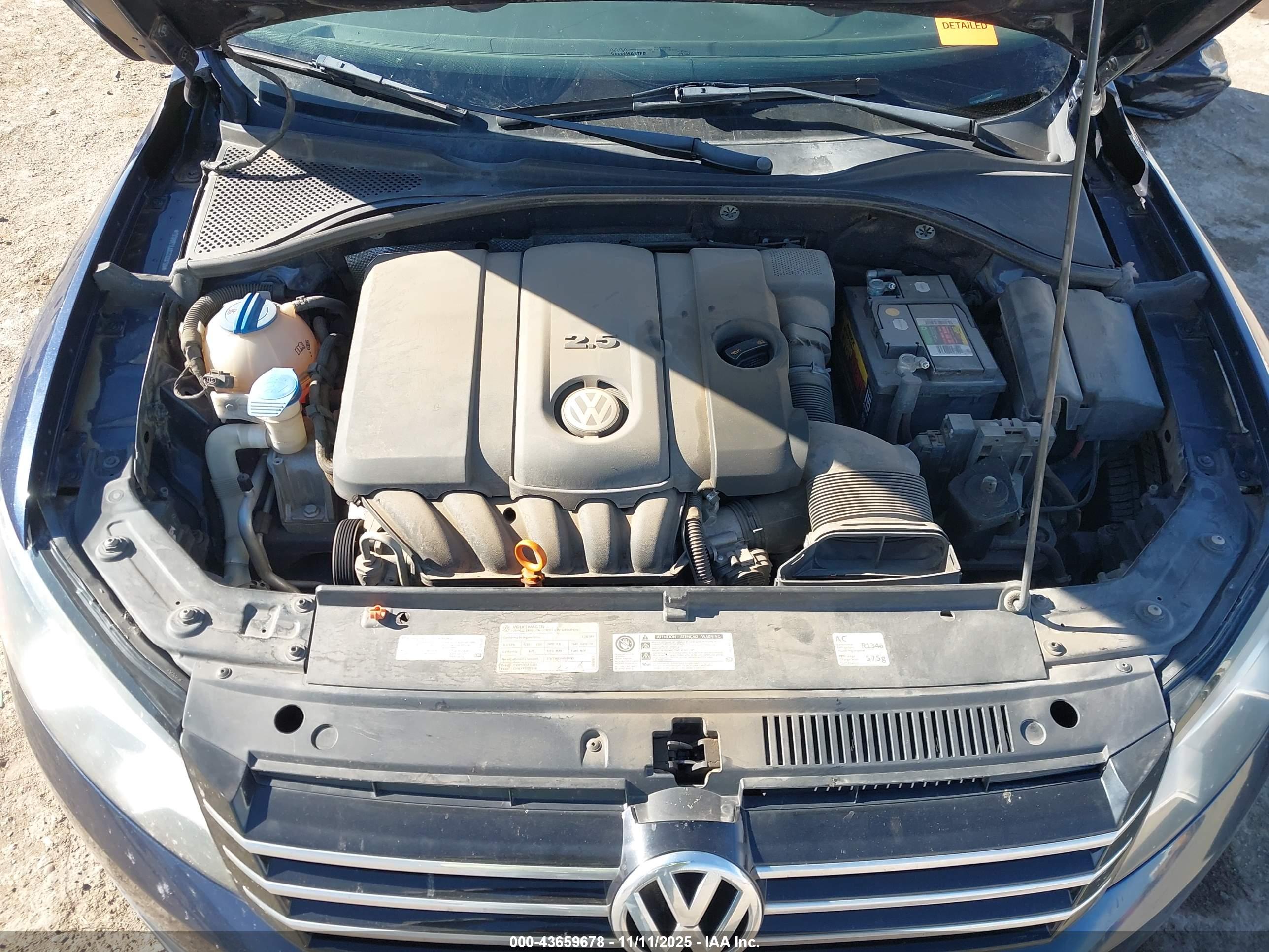 VOLKSWAGEN PASSAT image 10