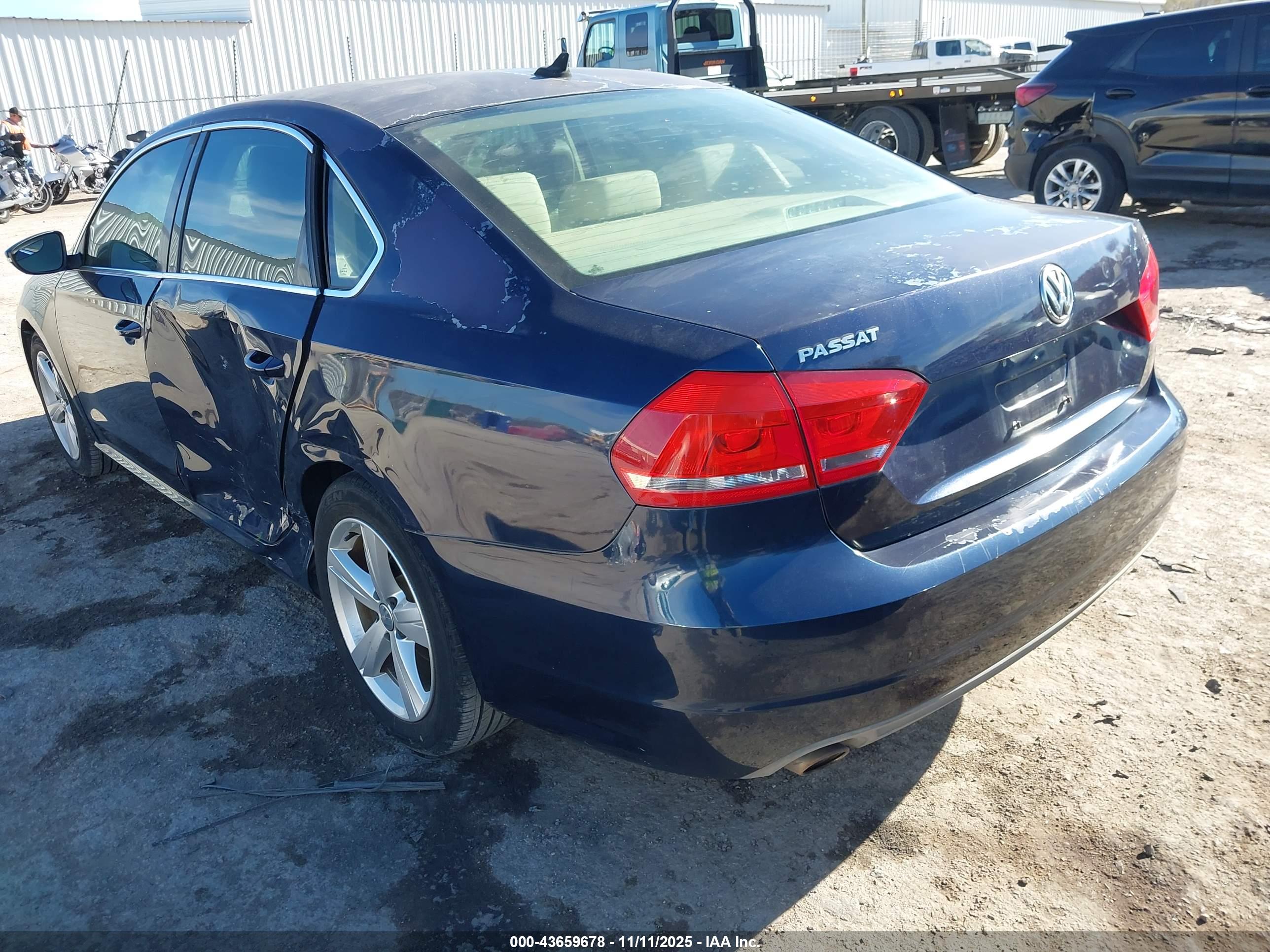 VOLKSWAGEN PASSAT image 3