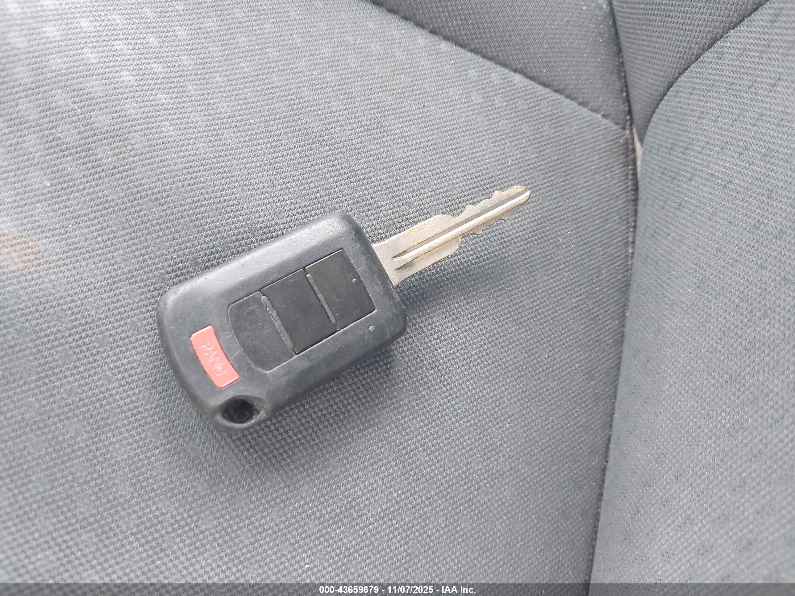MITSUBISHI MIRAGE image 11