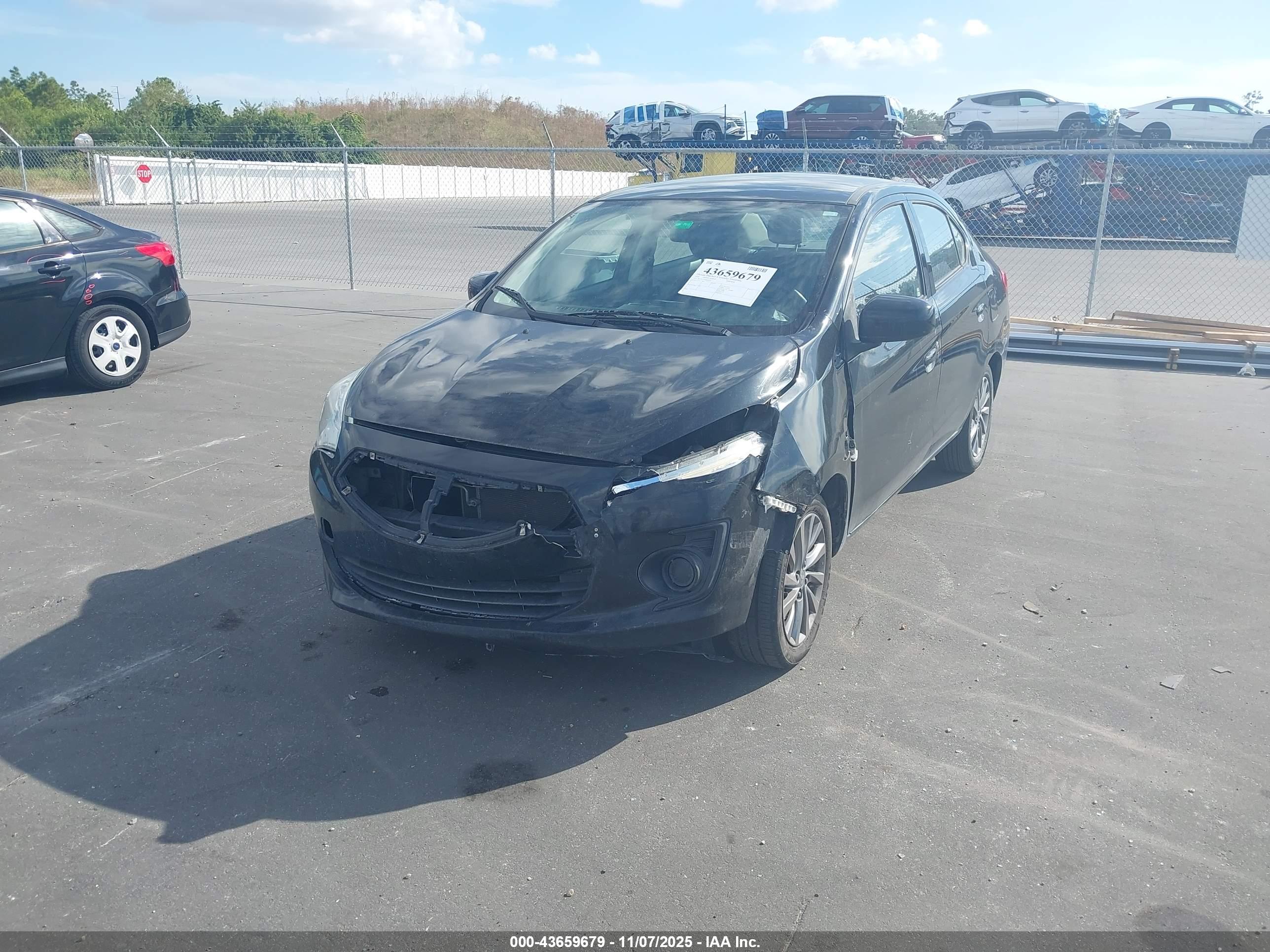 MITSUBISHI MIRAGE image 2