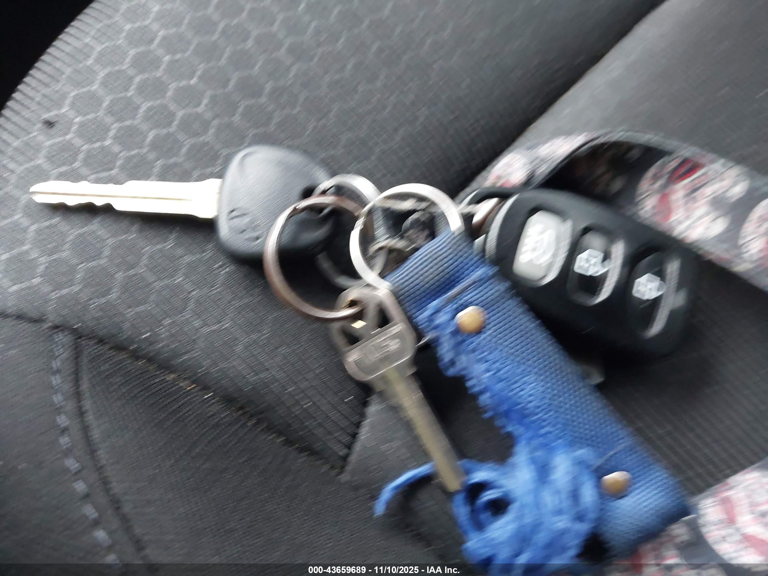 HYUNDAI ELANTRA image 11