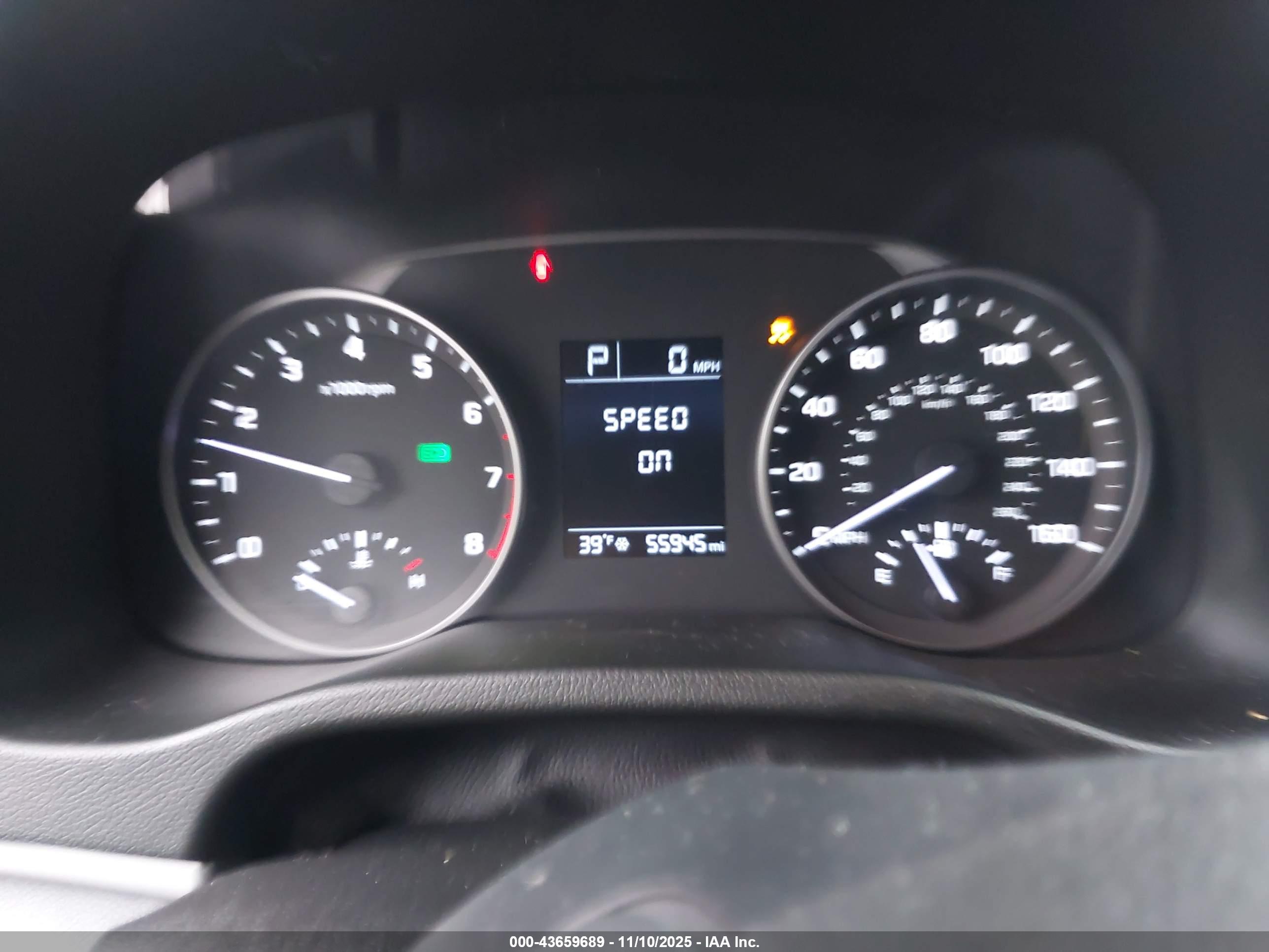 HYUNDAI ELANTRA image 7