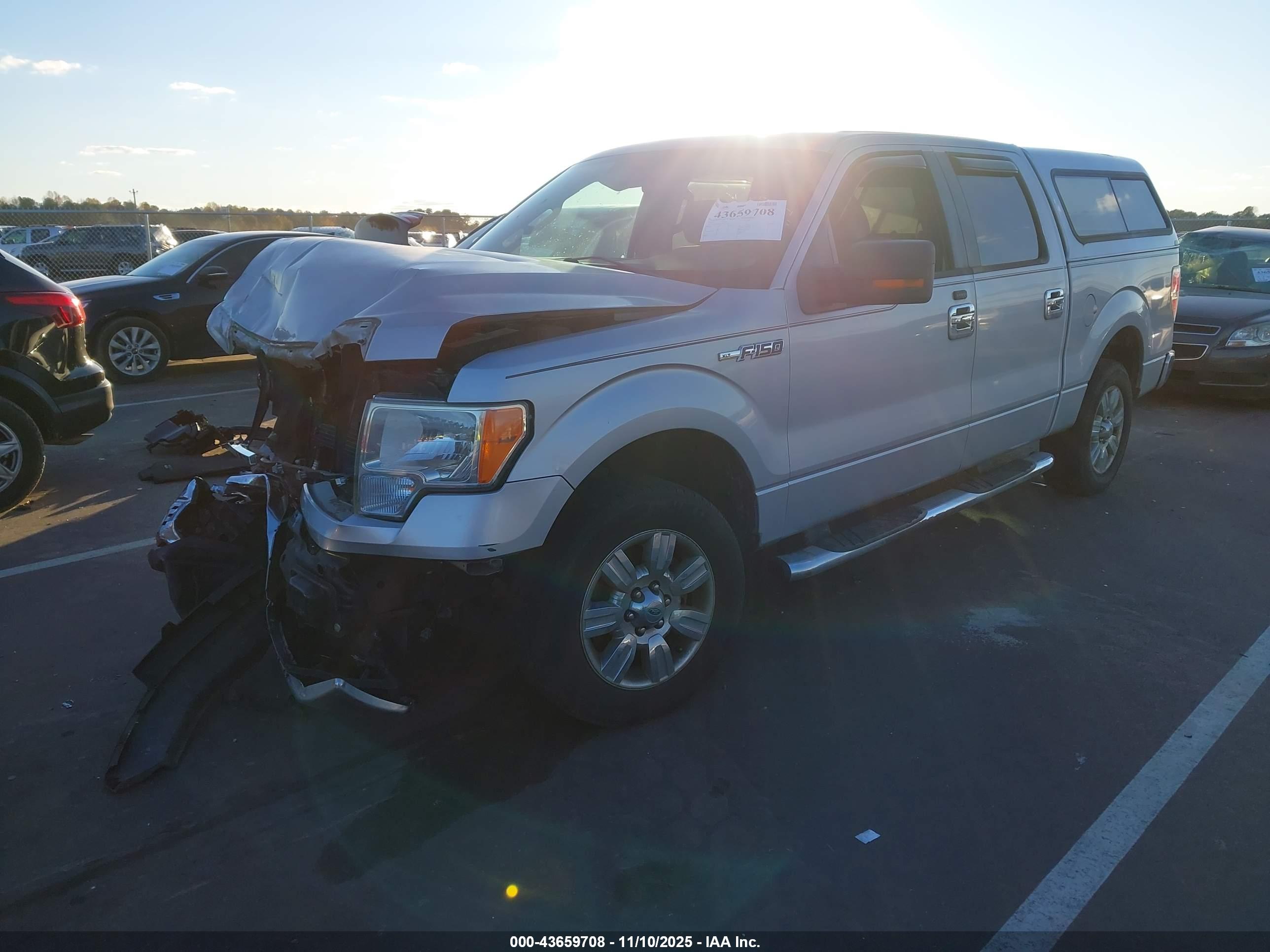 FORD F-150 image 2