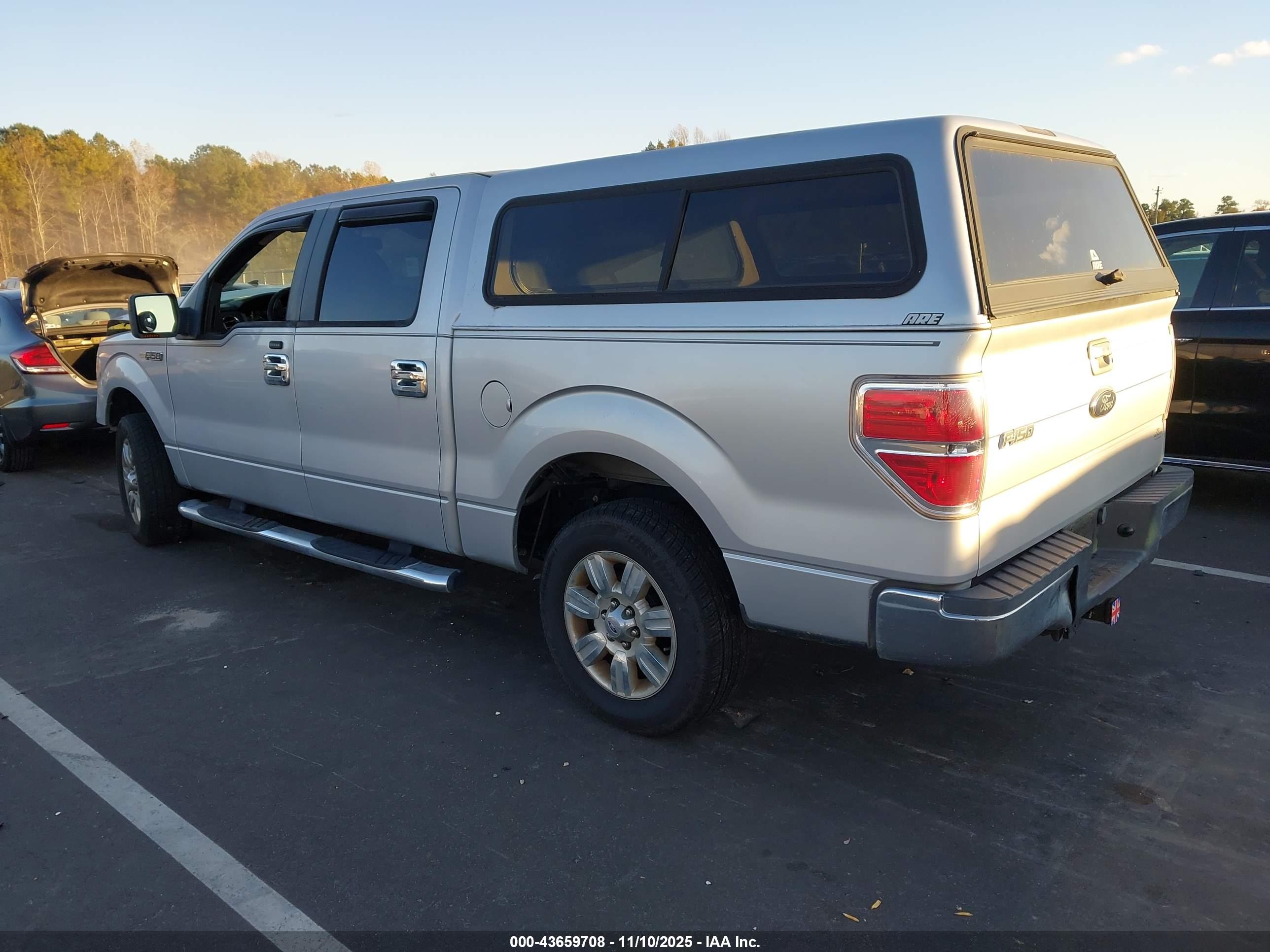 FORD F-150 image 3
