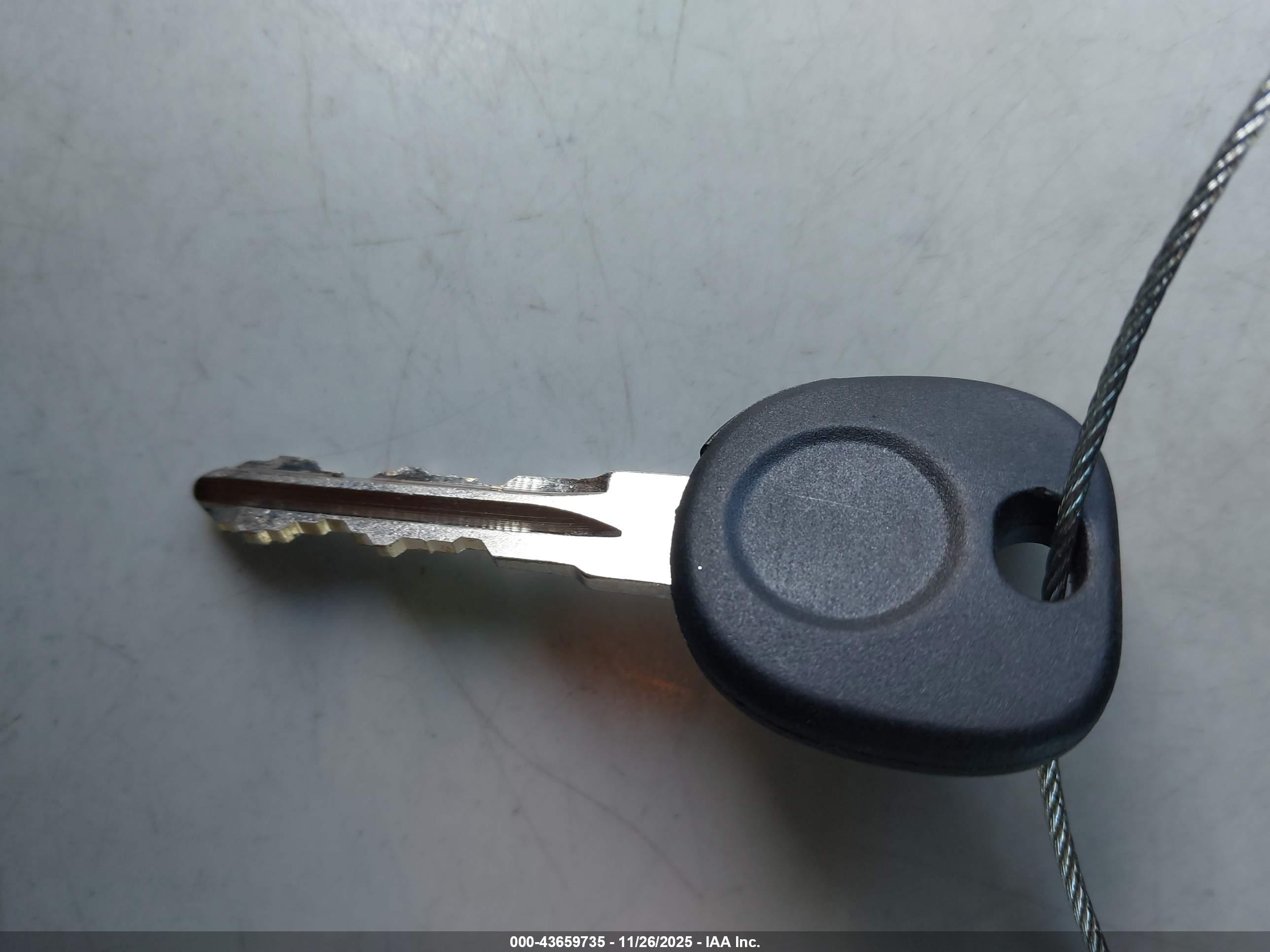 GMC YUKON image 11