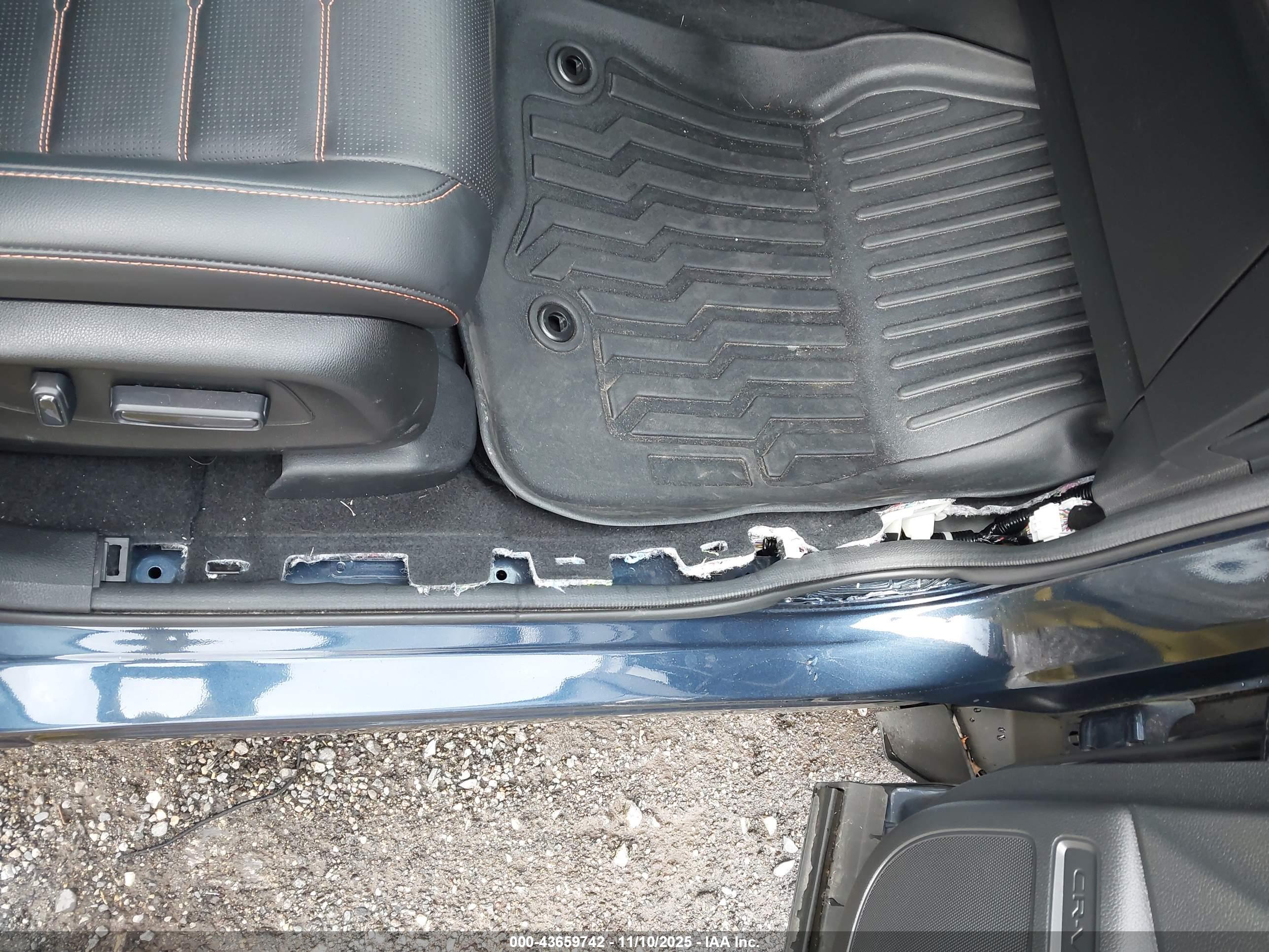HONDA CR-V image 6