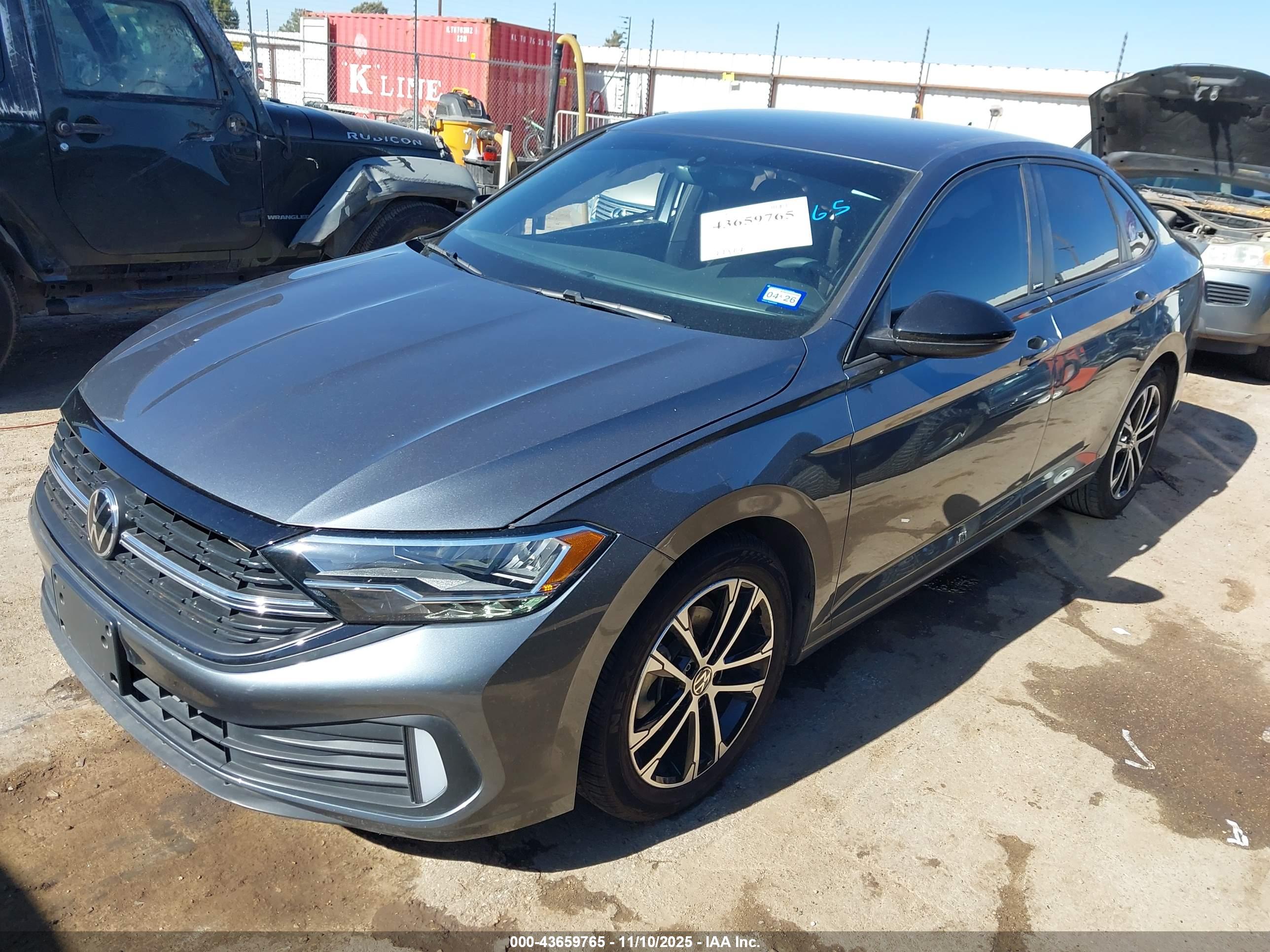 VOLKSWAGEN JETTA image 2