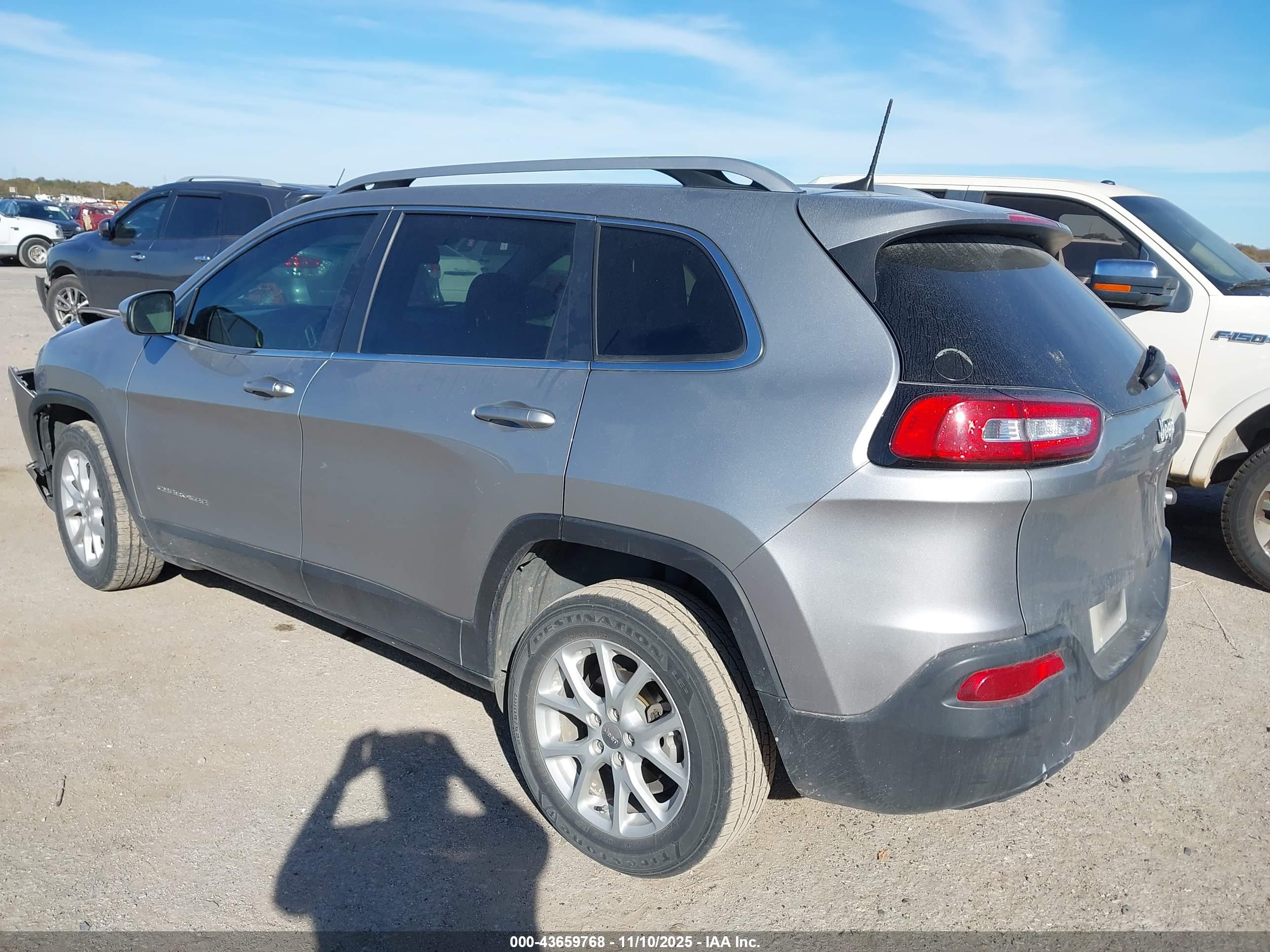 JEEP CHEROKEE image 3
