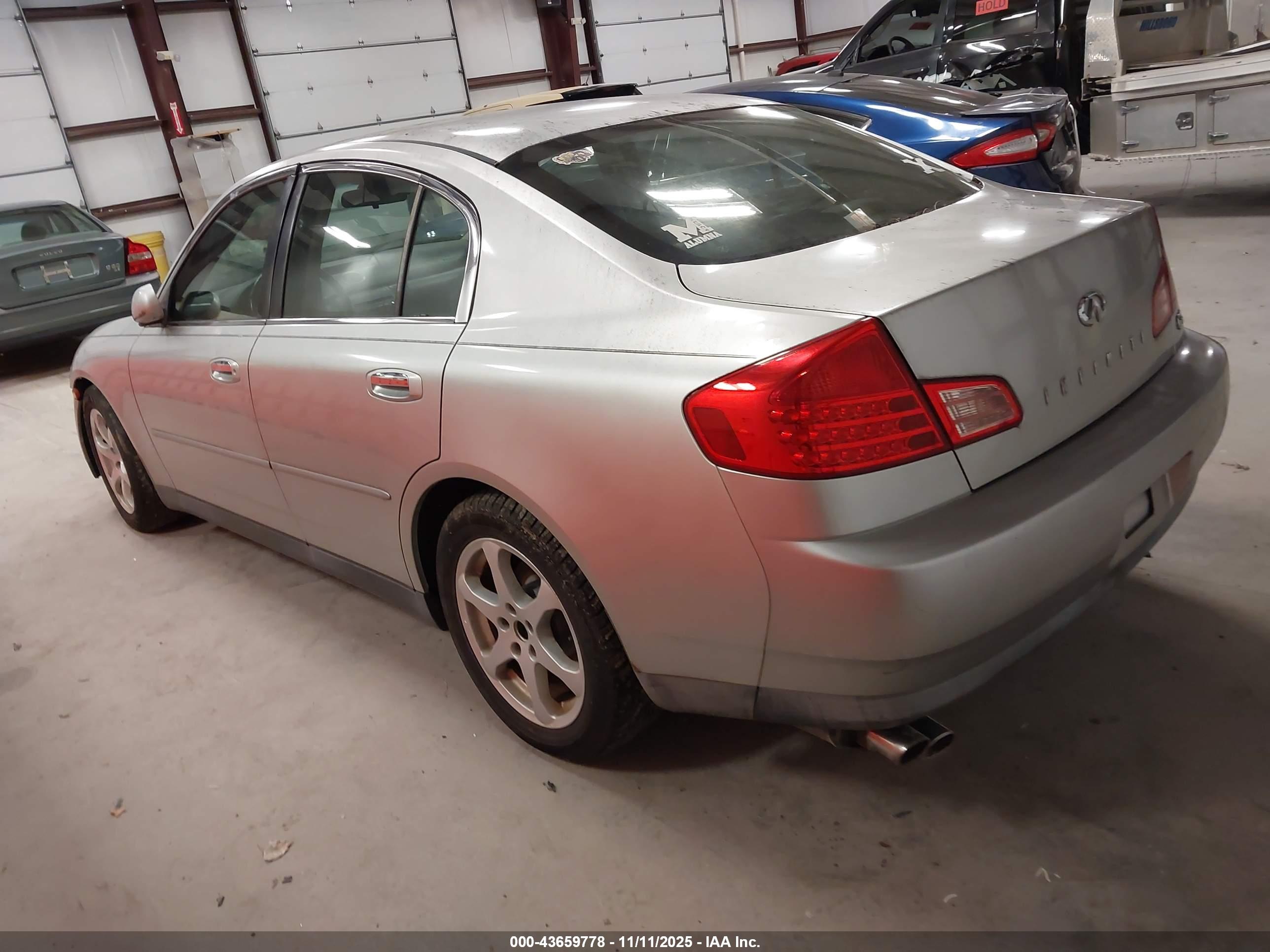 INFINITI G35 image 3