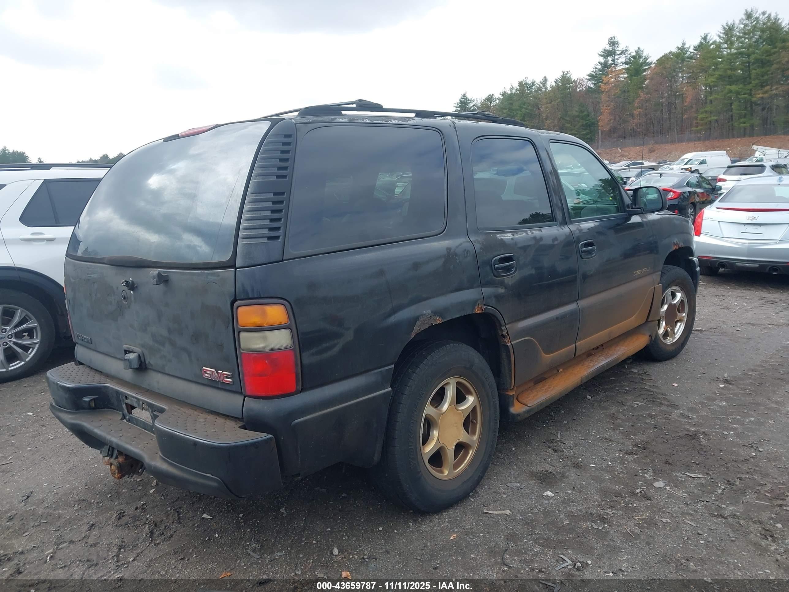 GMC YUKON image 4