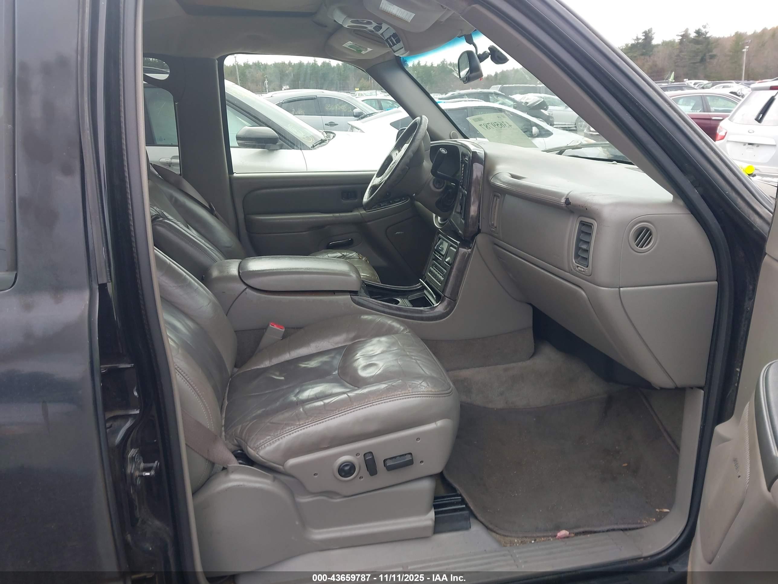 GMC YUKON image 5