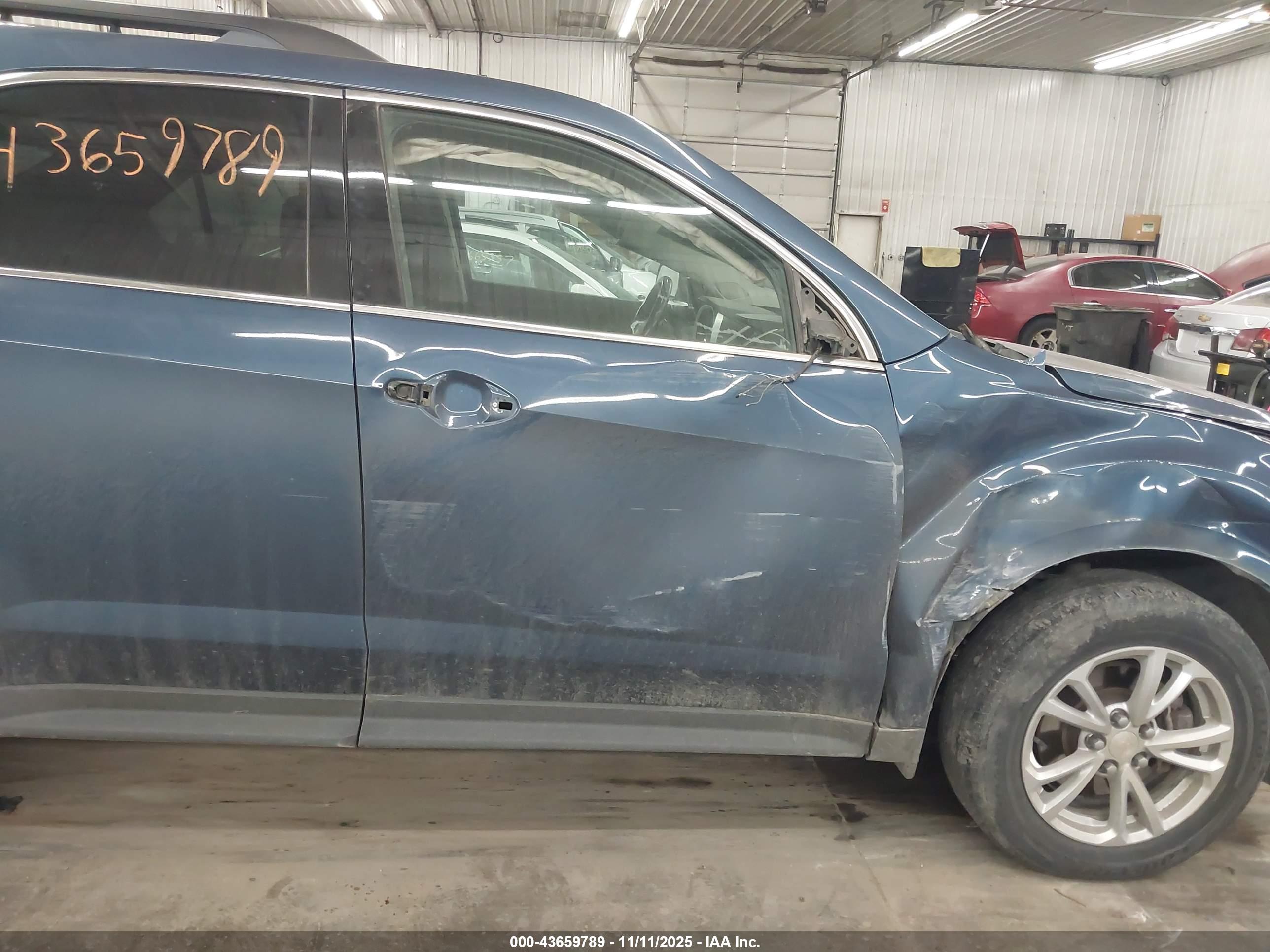 CHEVROLET EQUINOX image 6