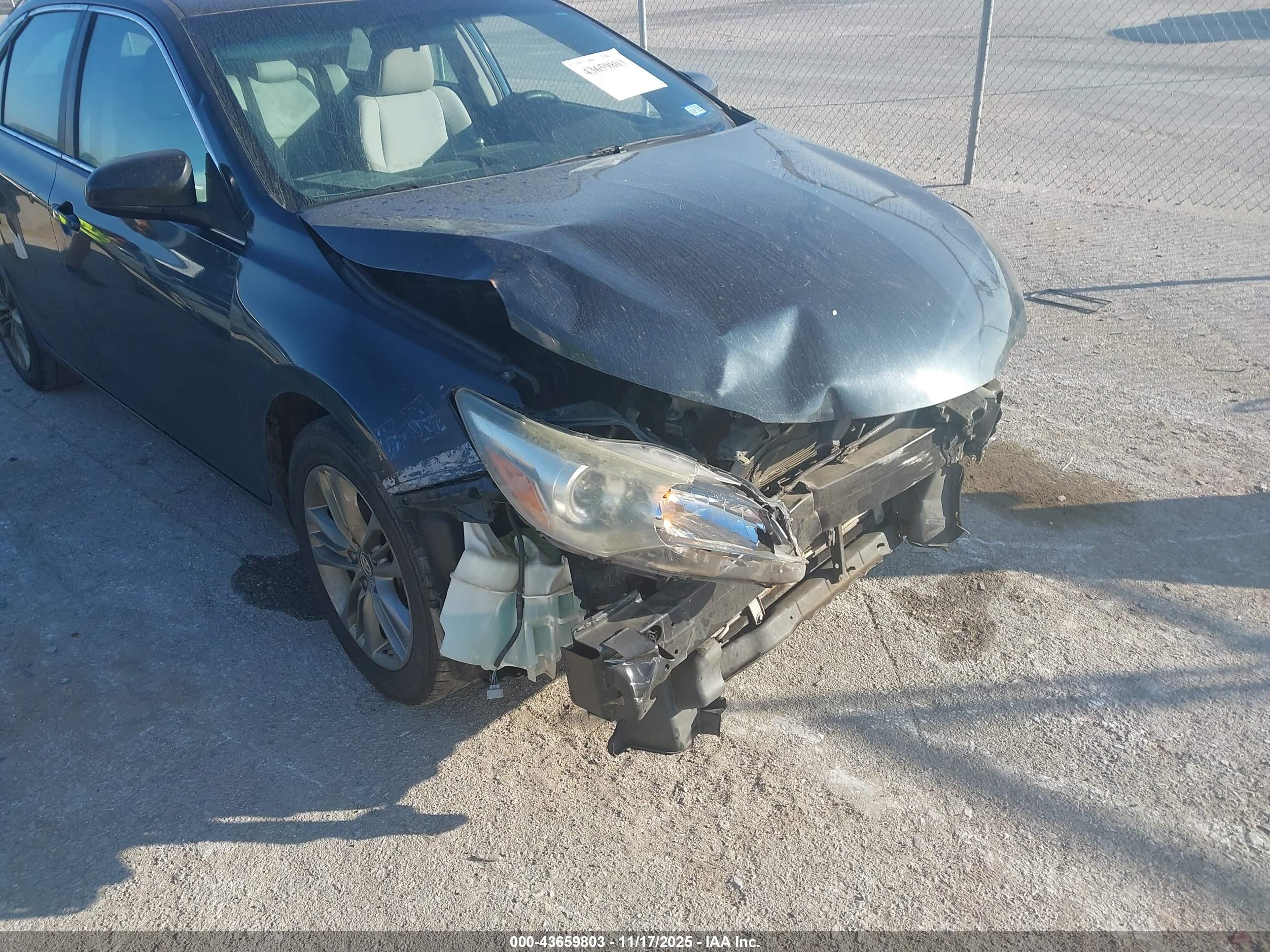 TOYOTA CAMRY image 6