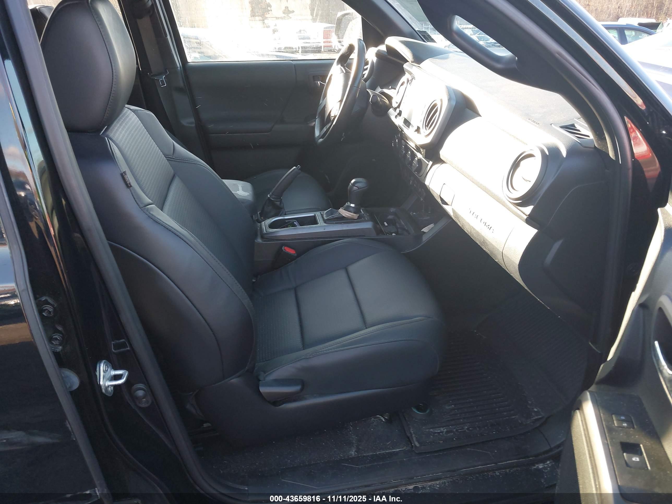 TOYOTA TACOMA image 5