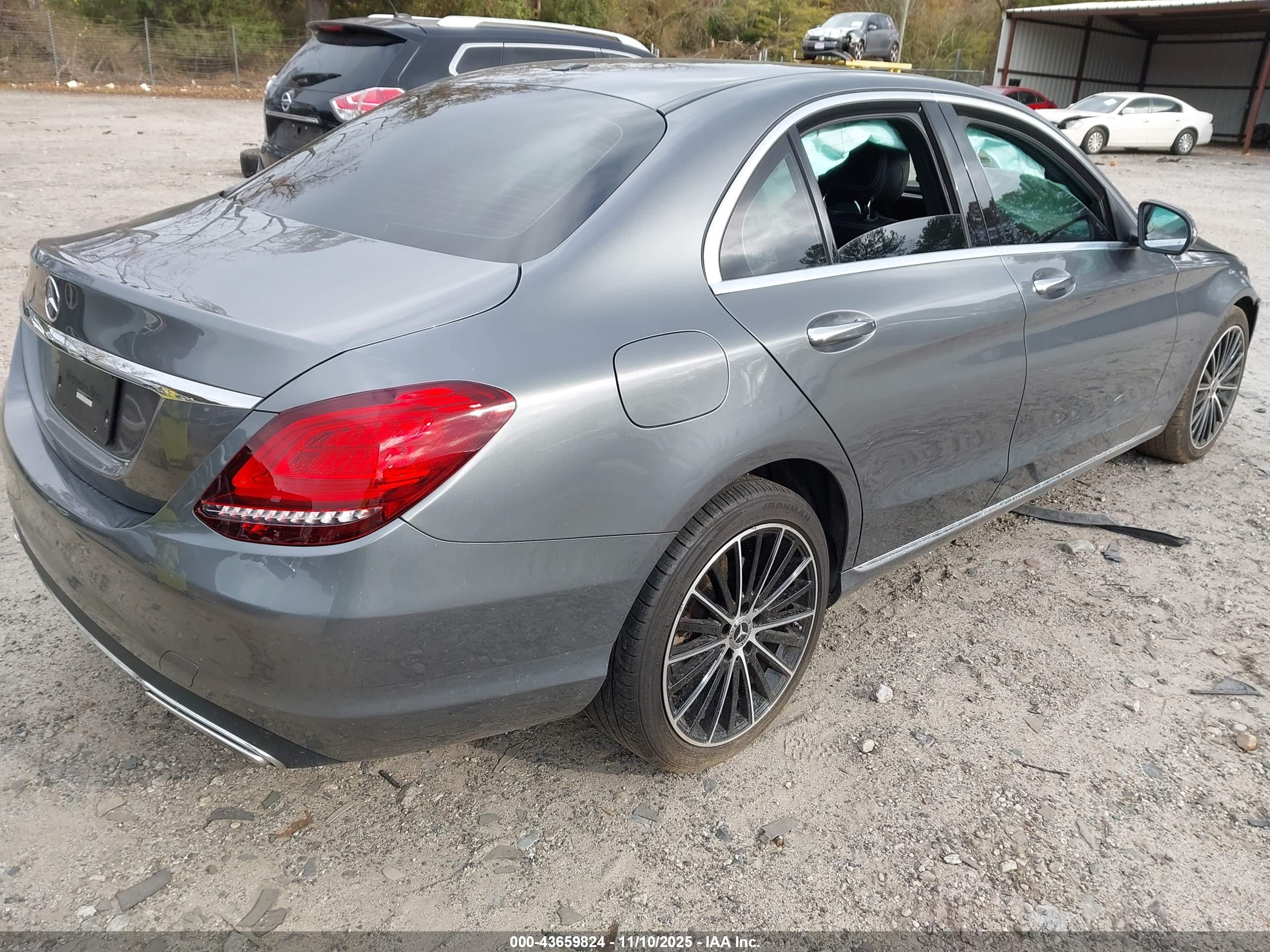 MERCEDES-BENZ C image 4