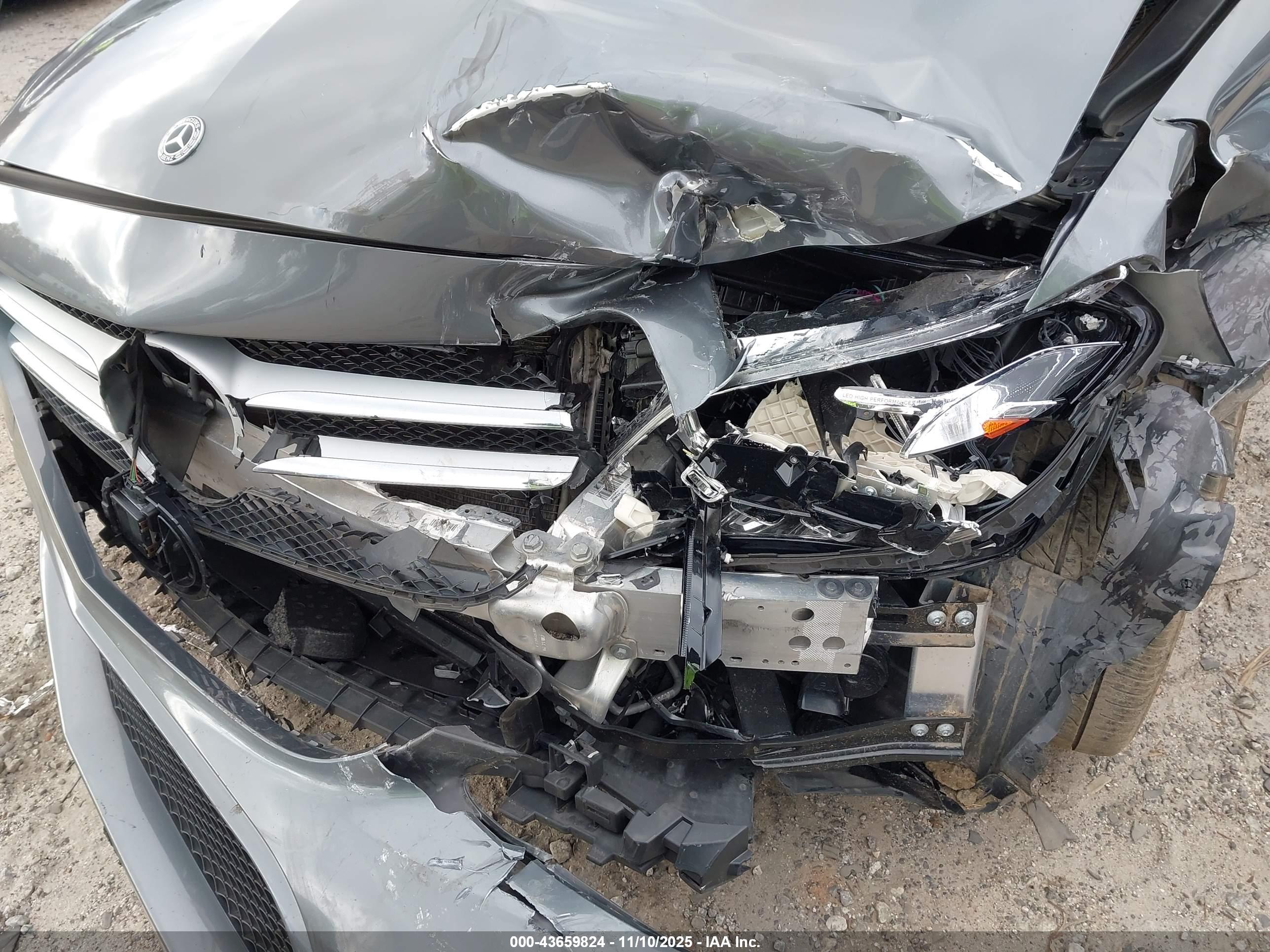 MERCEDES-BENZ C image 6